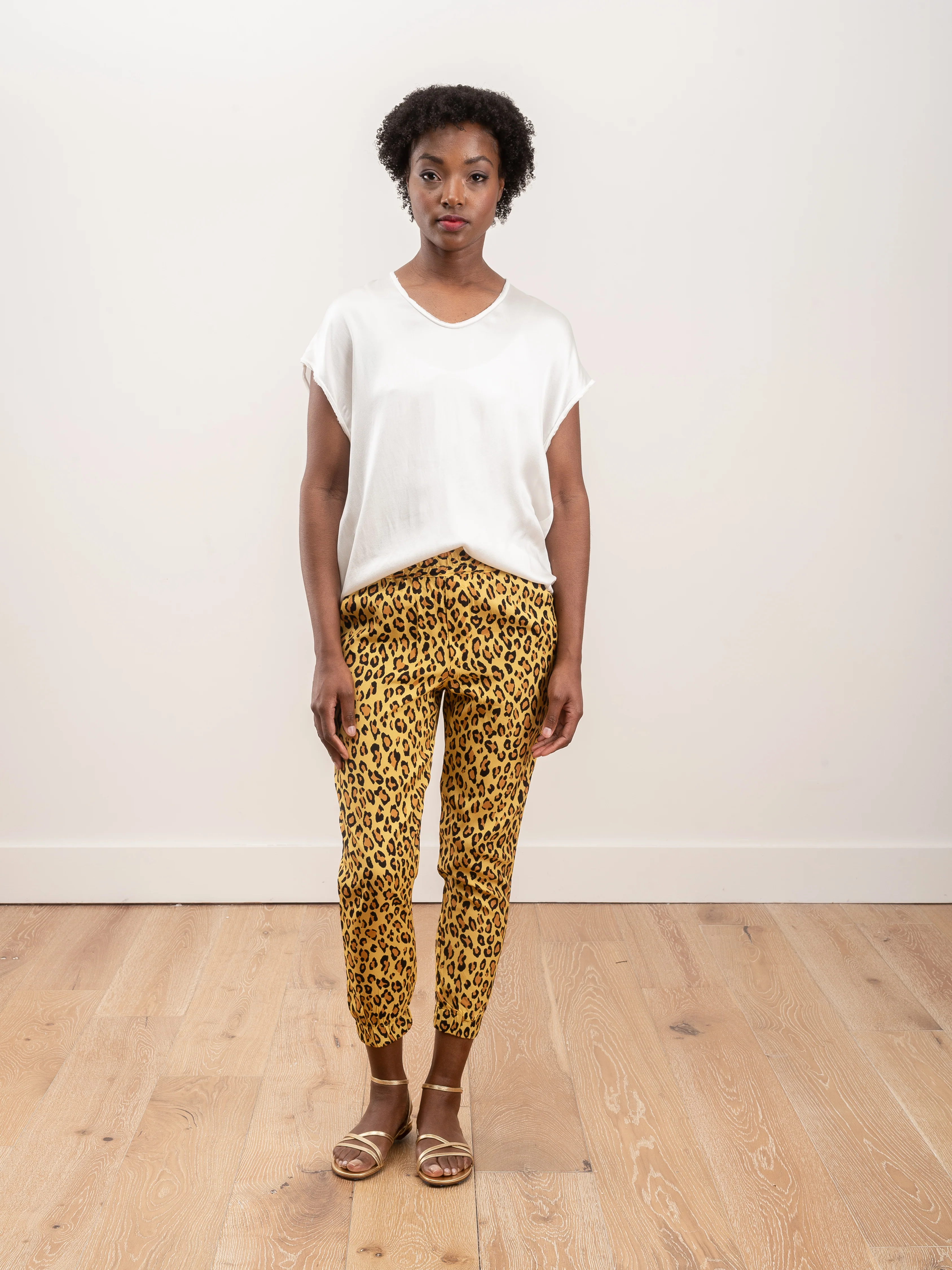 harem jogger - yellow leopard - Image 4