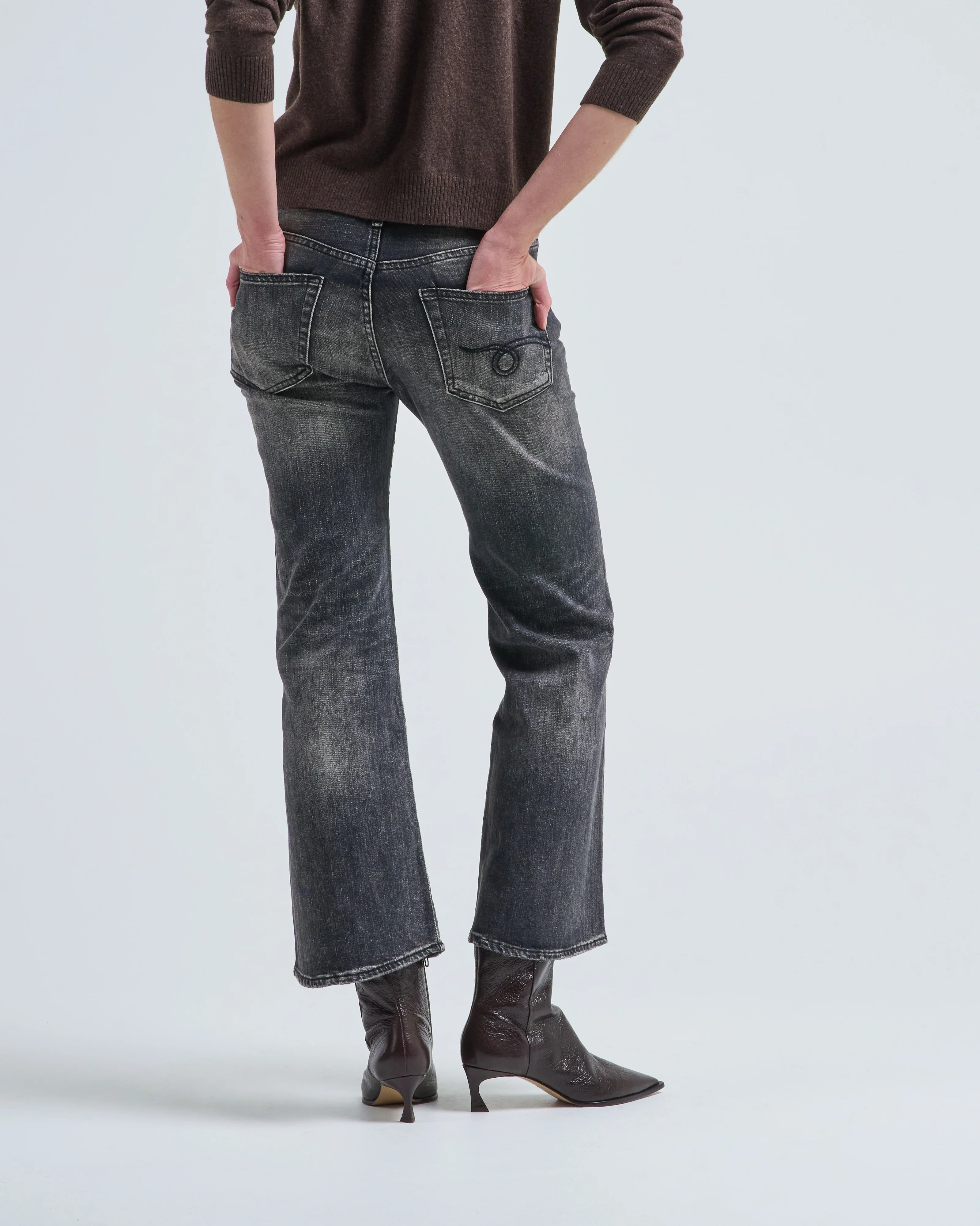joan kick flare - Image 4