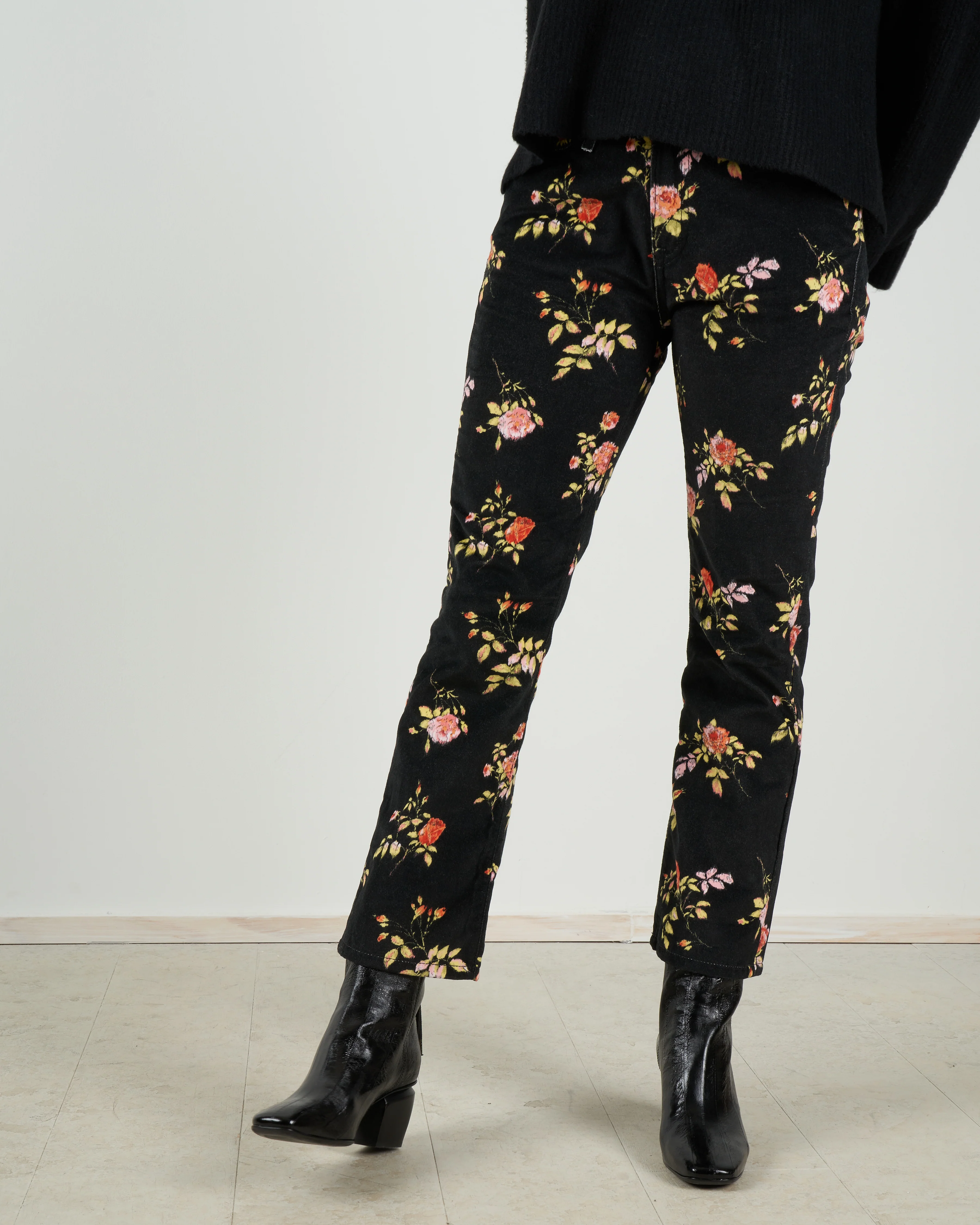 kick fit floral jean - black floral - Image 3