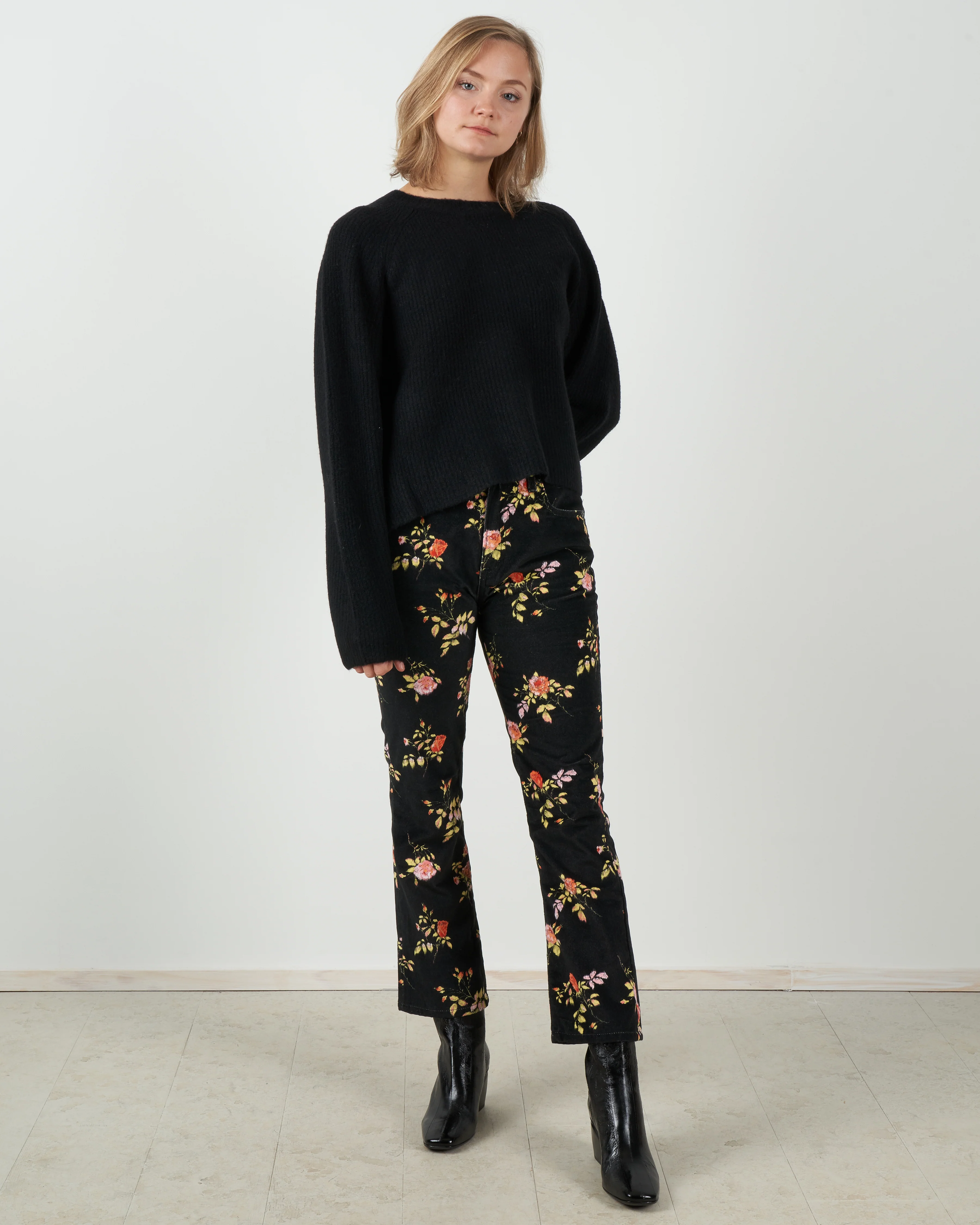 kick fit floral jean - black floral - Image 4