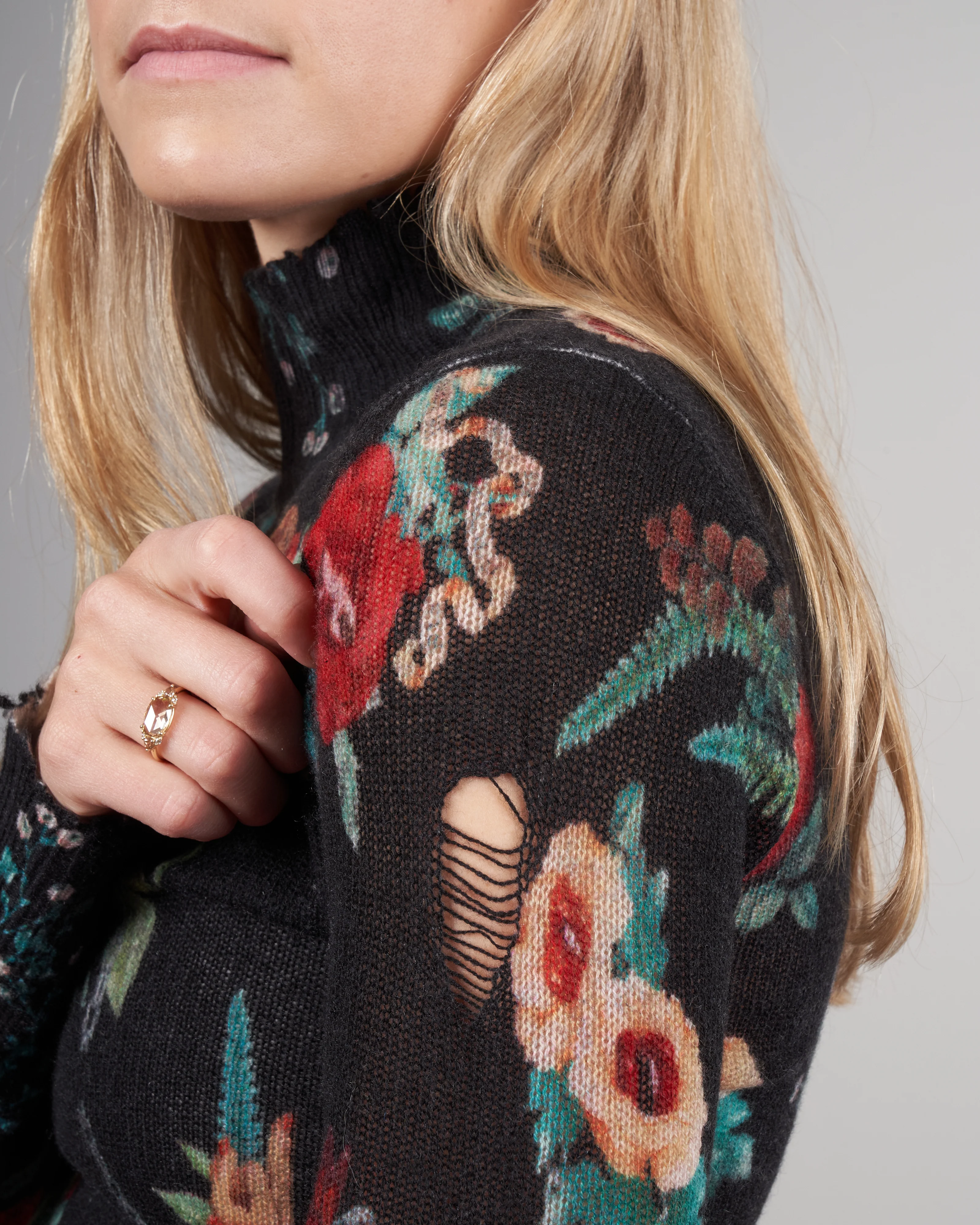 useless treasures baby turtleneck - black - Image 5