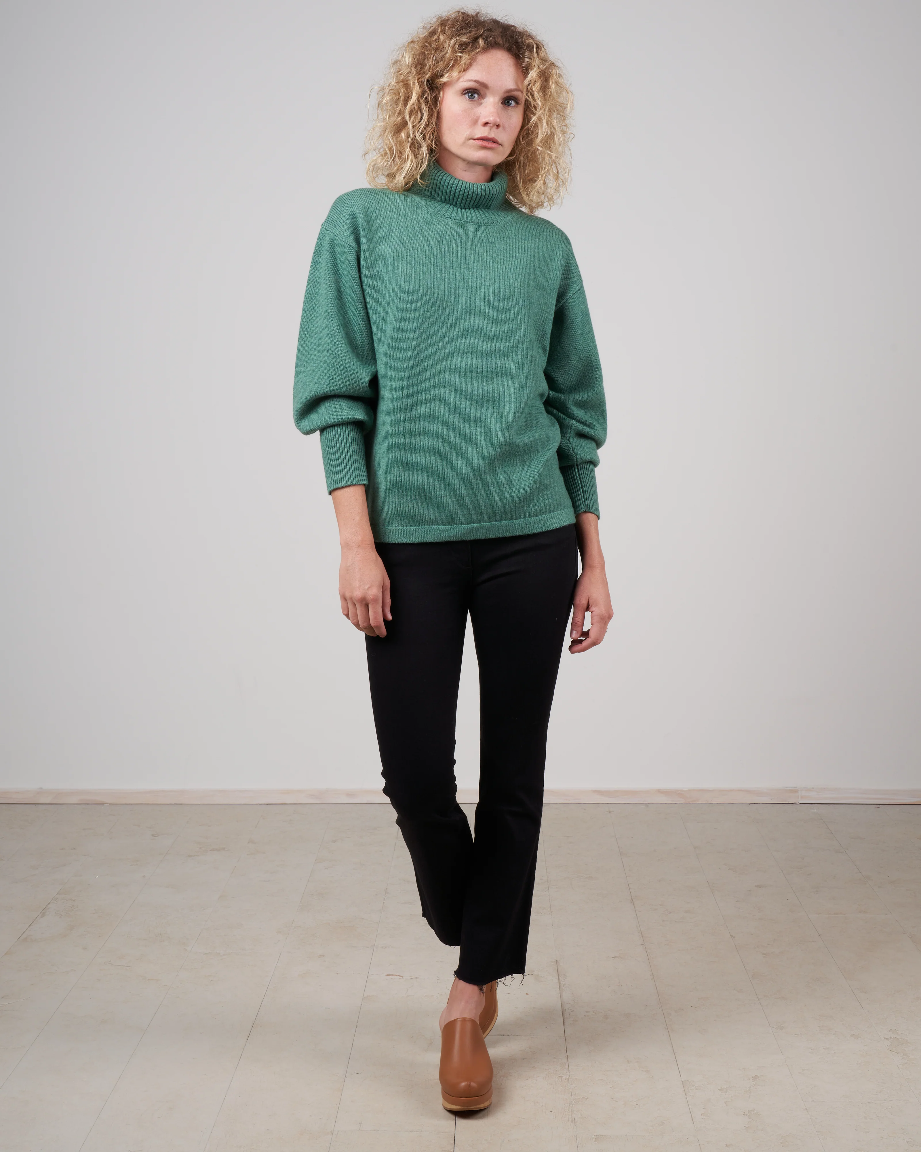 boedo sweater - sage - Image 2