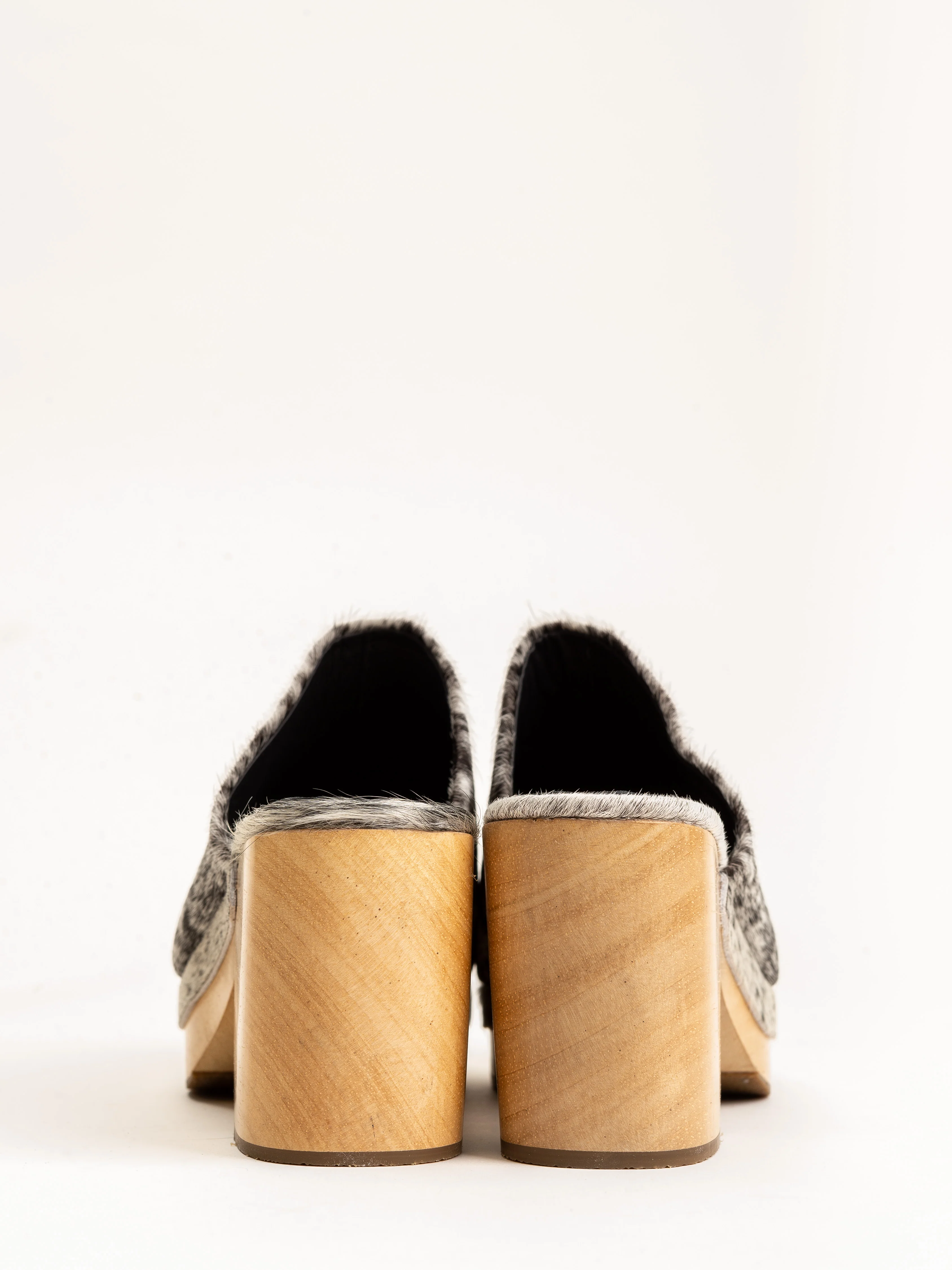 bose clog - black & white haircalf - Image 5
