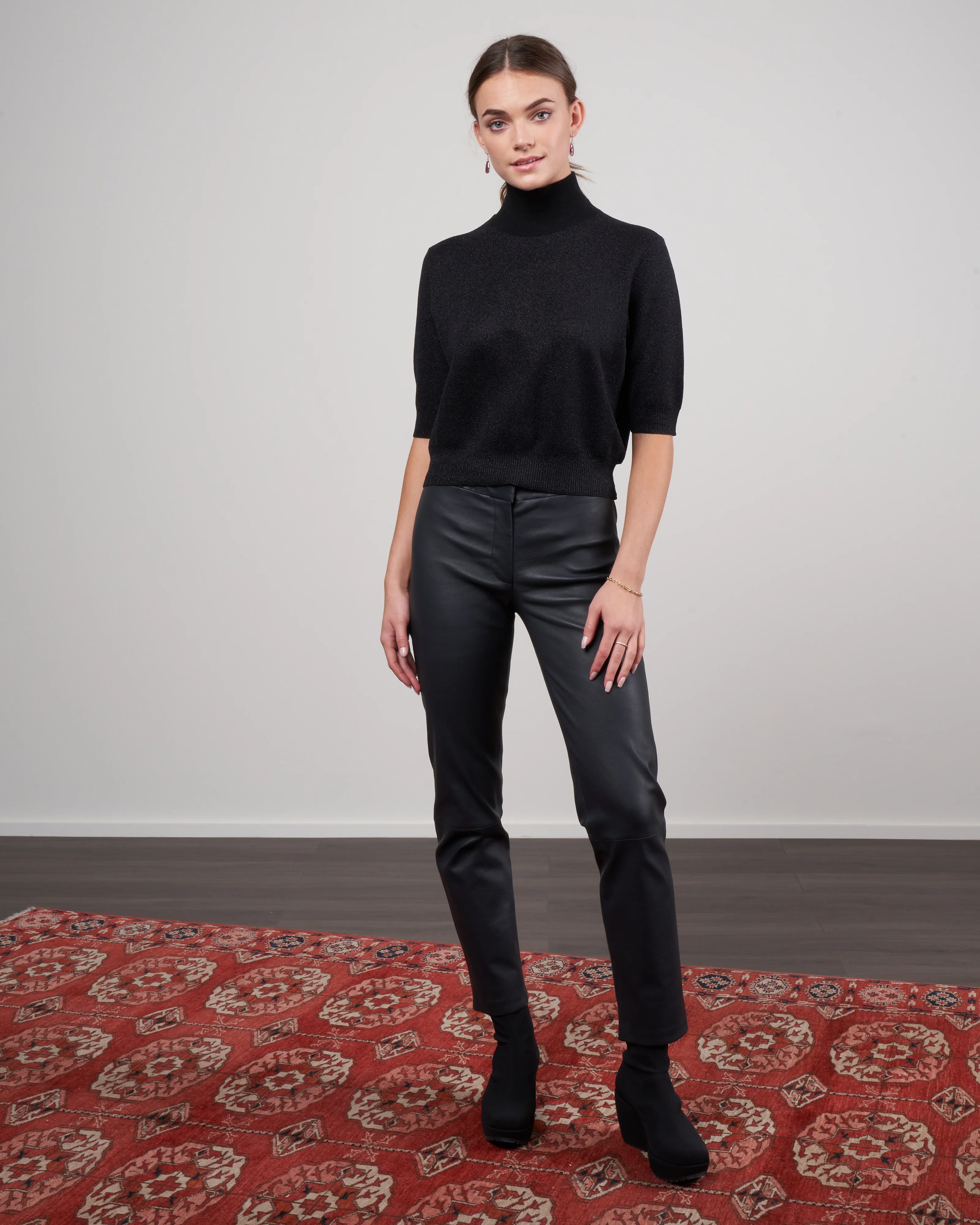 cropped tee - black - Image 2