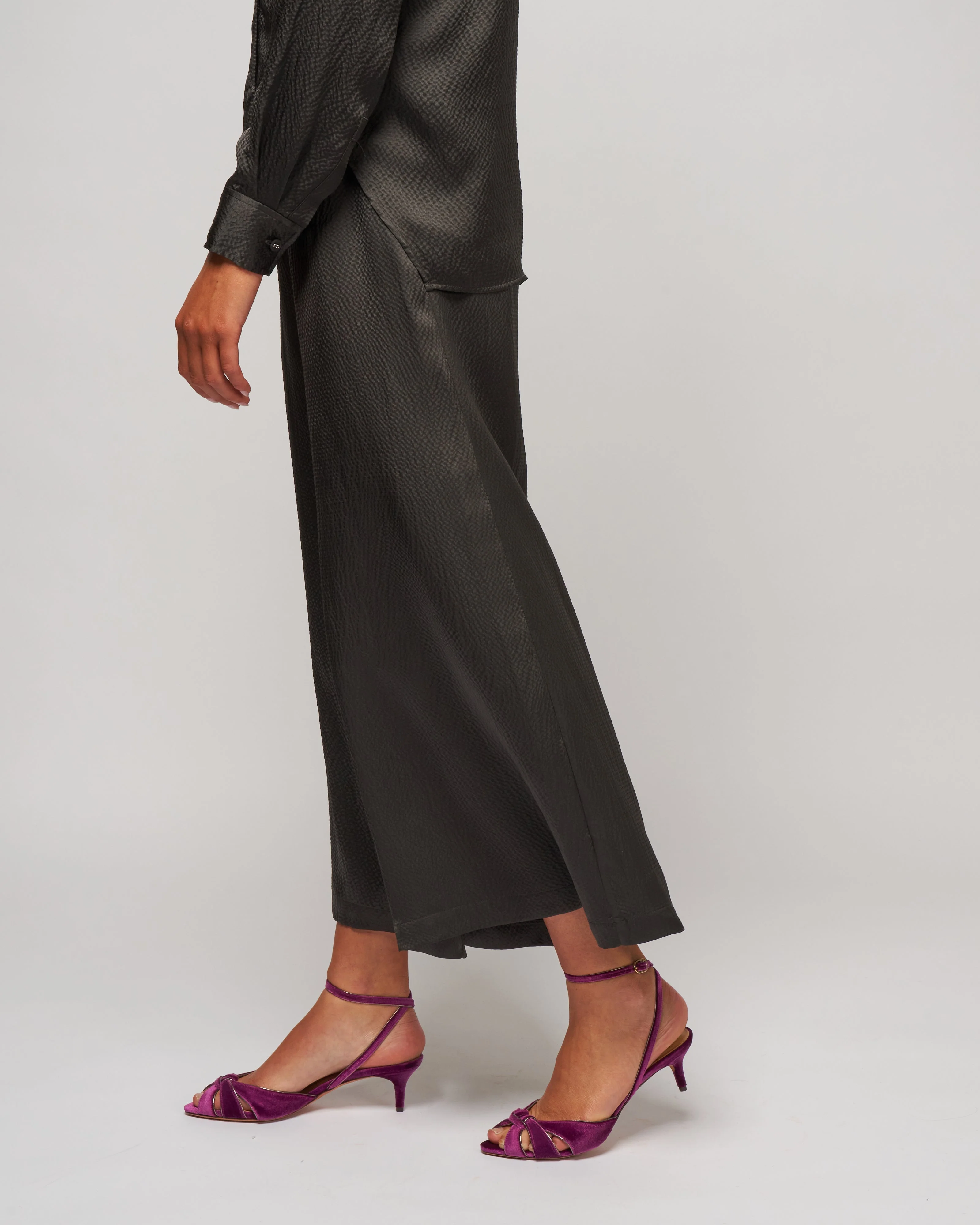 wharf pant - dark grey - Image 3