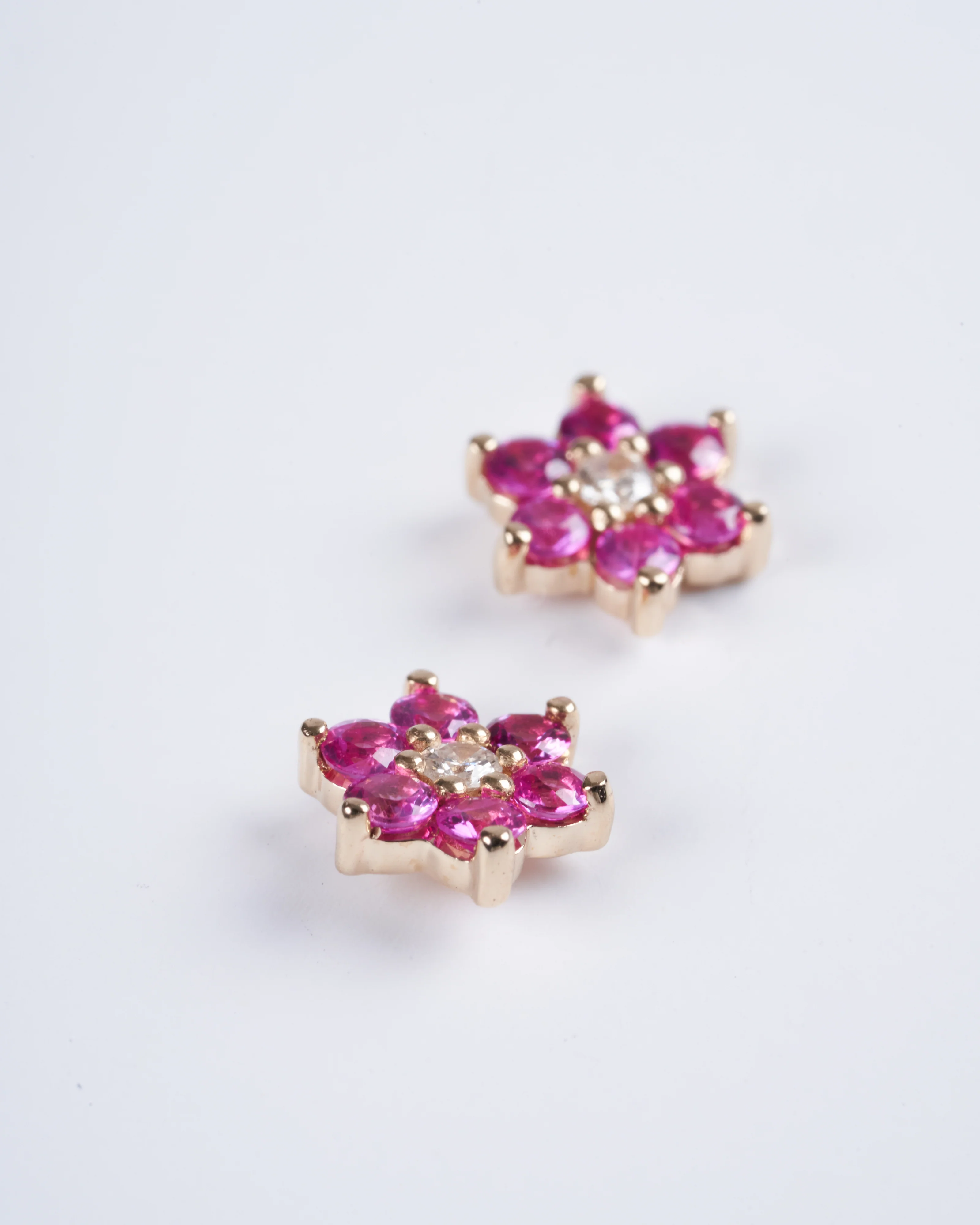 pink sapphire and diamond cluster stud earrings - gold - Image 4