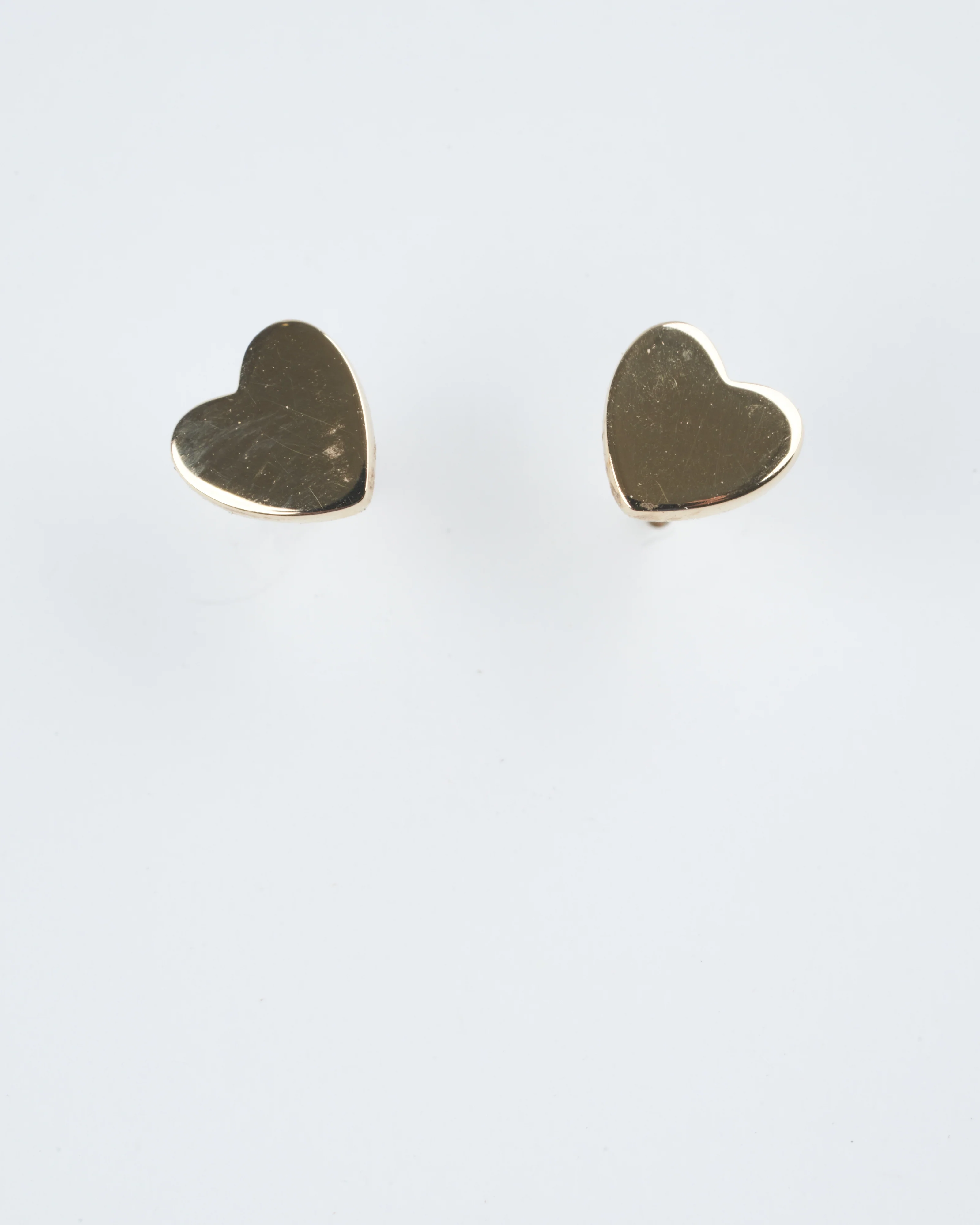 mini gold heart stud earrings - gold - Image 3