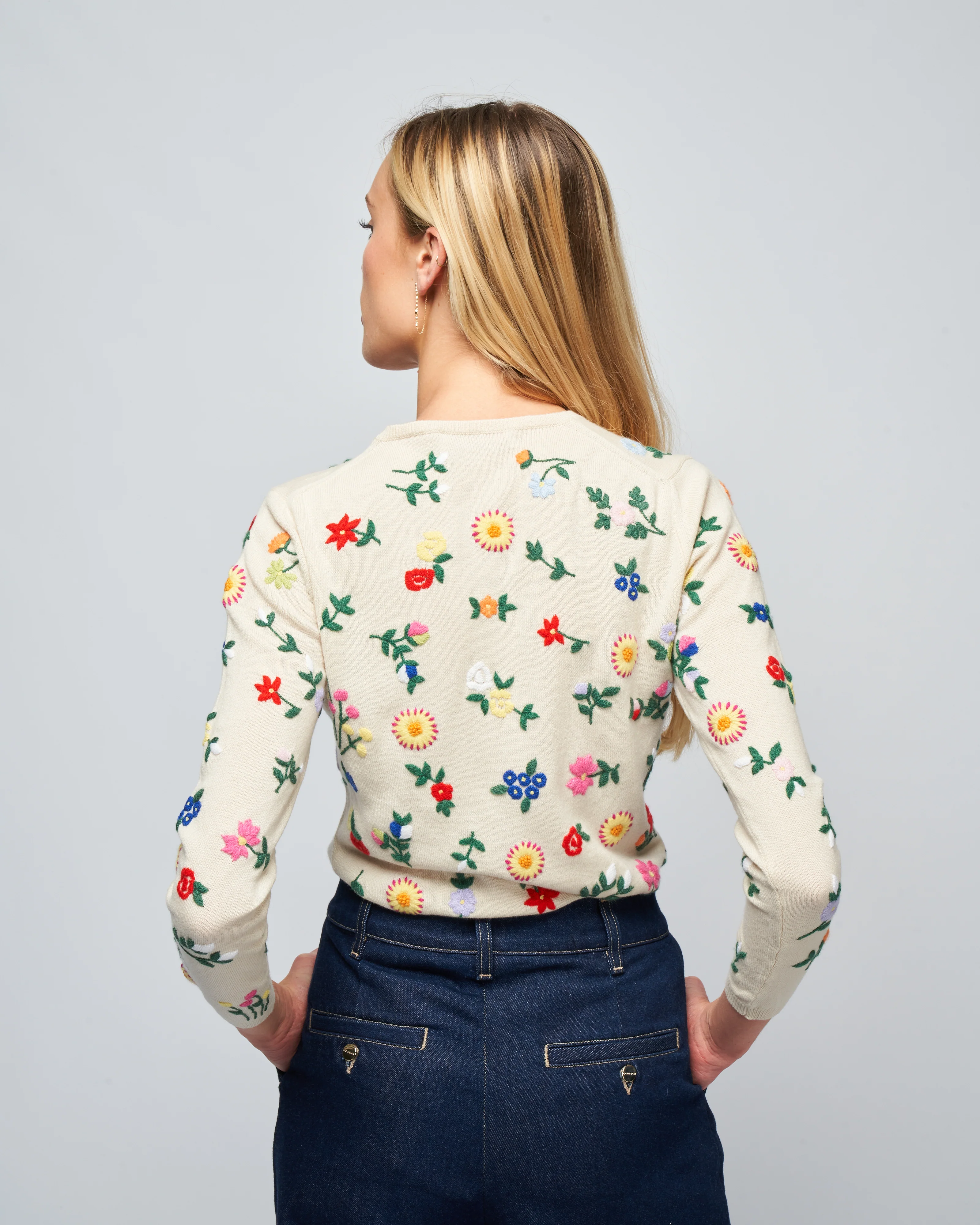 embroidered cashmere crew neck- multi flowers - cream - Image 4