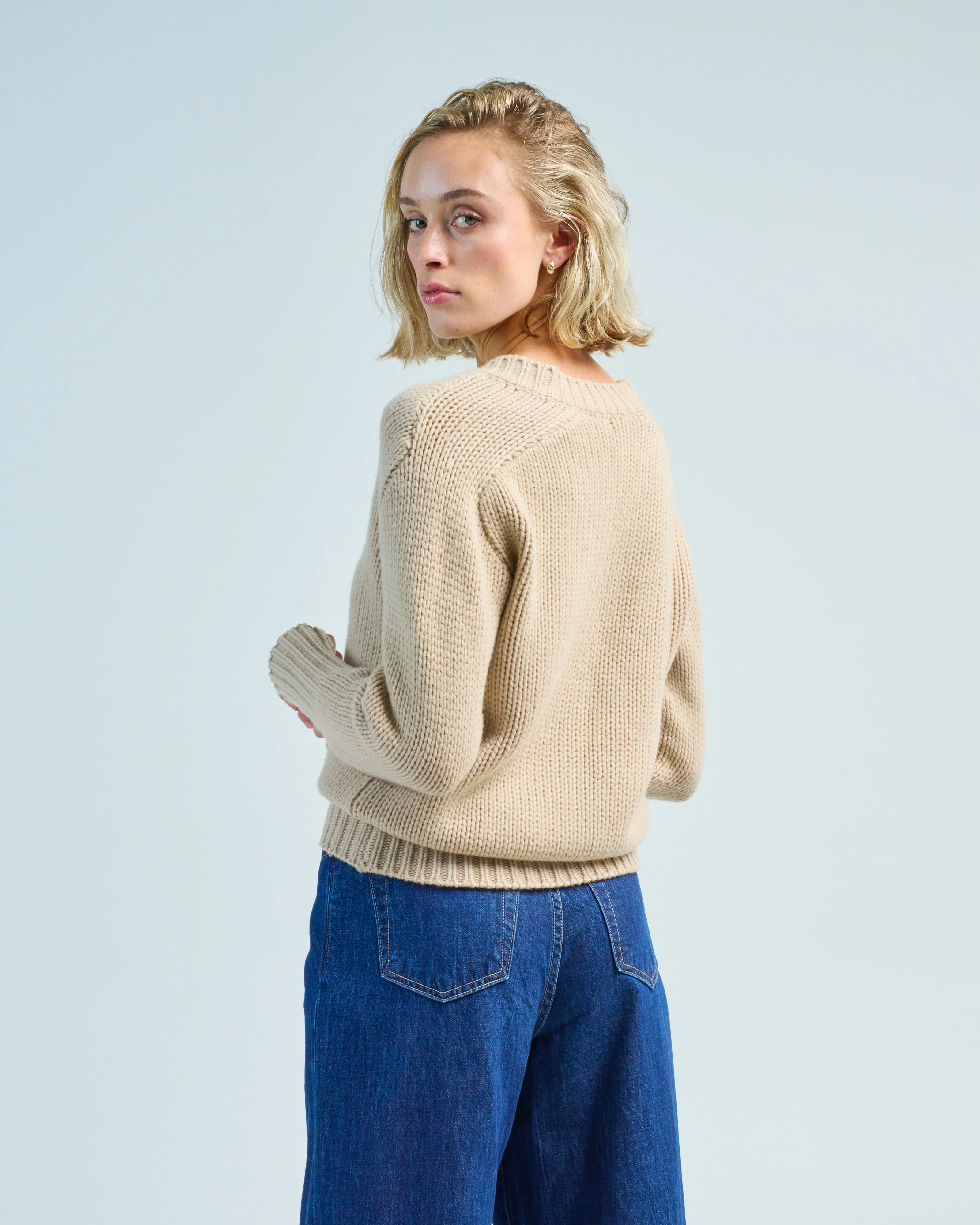 v neck cashmere sweater - Image 3