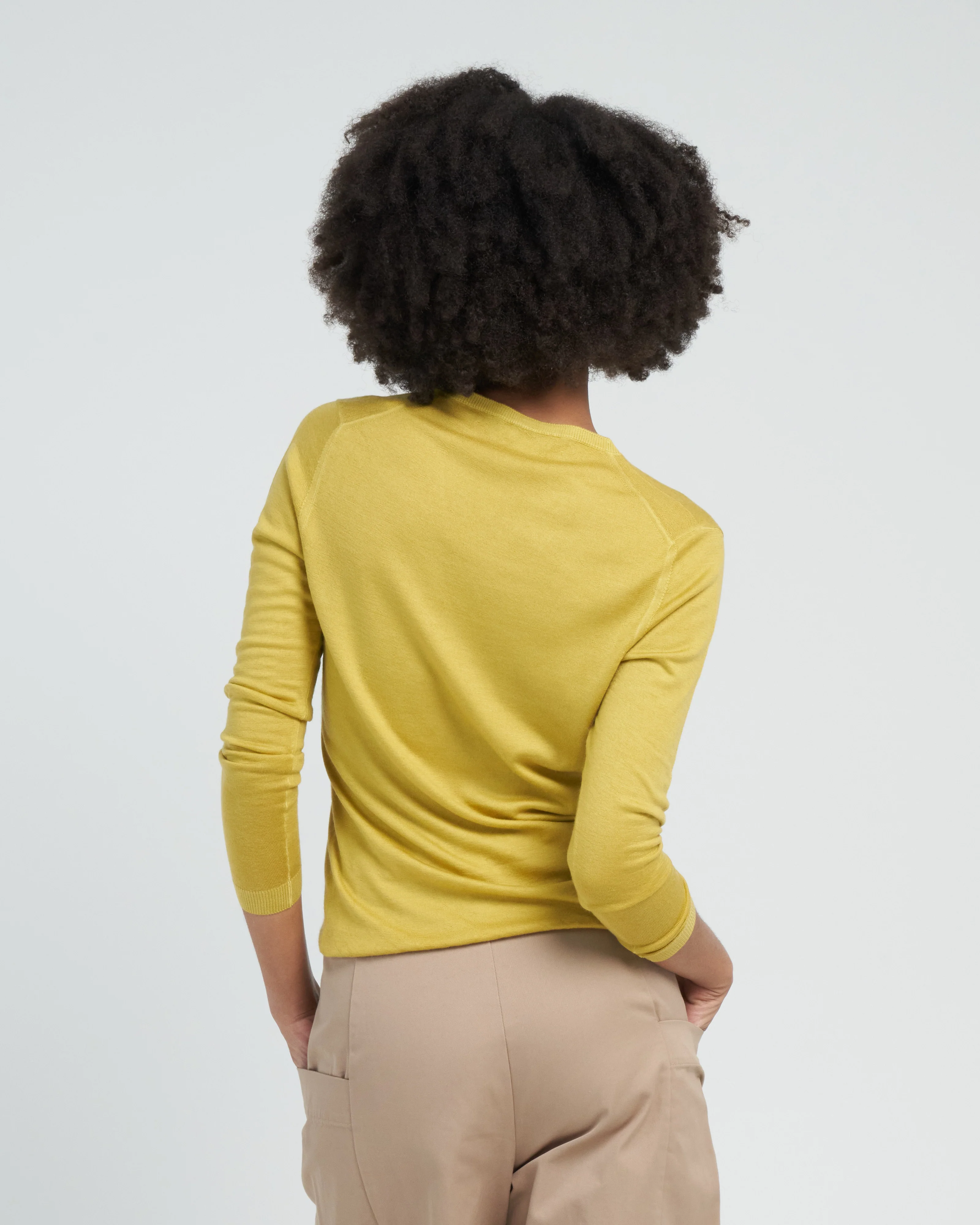 v neck plain cashmere silk - ochre - Image 4