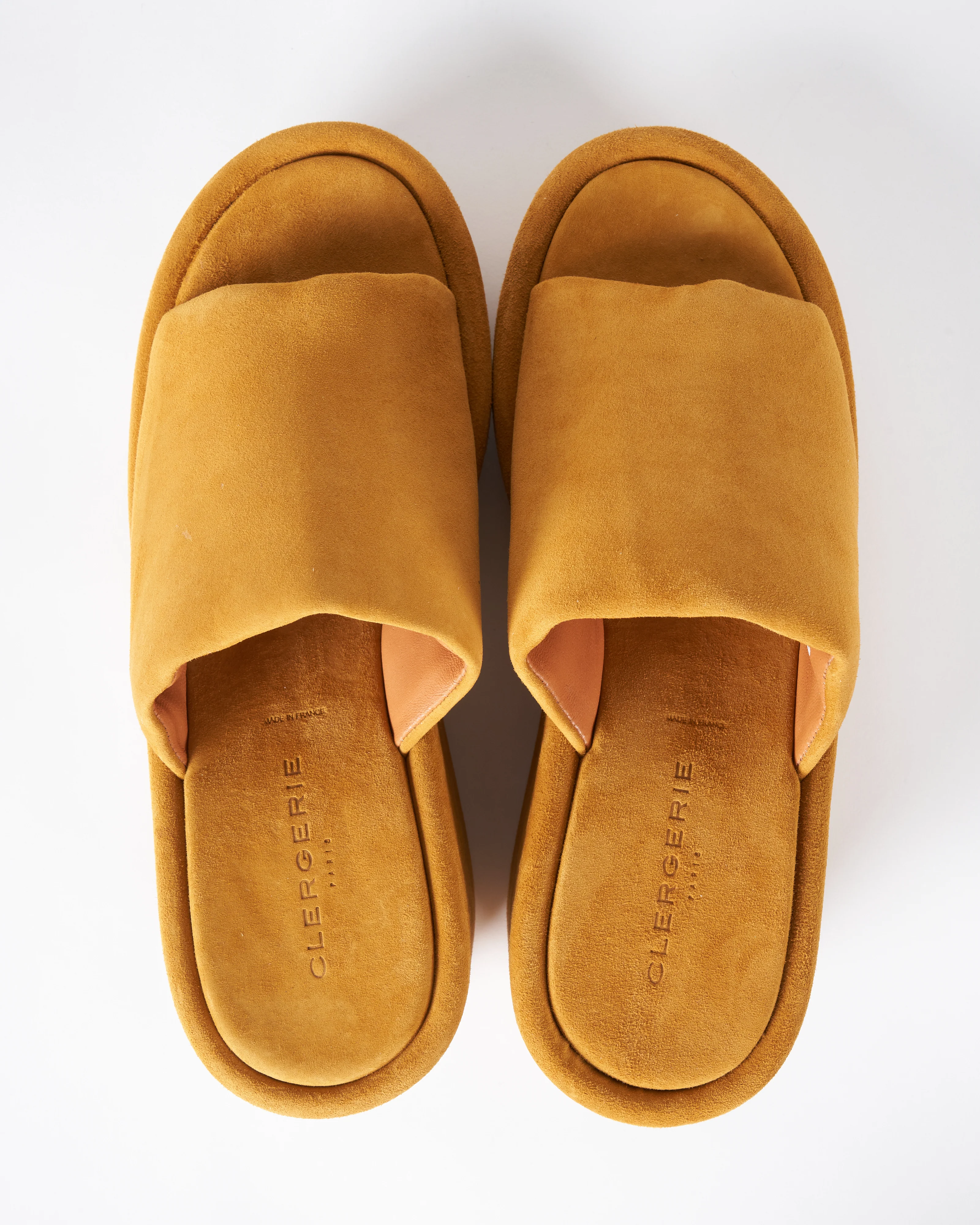 daena - resin suede - Image 4