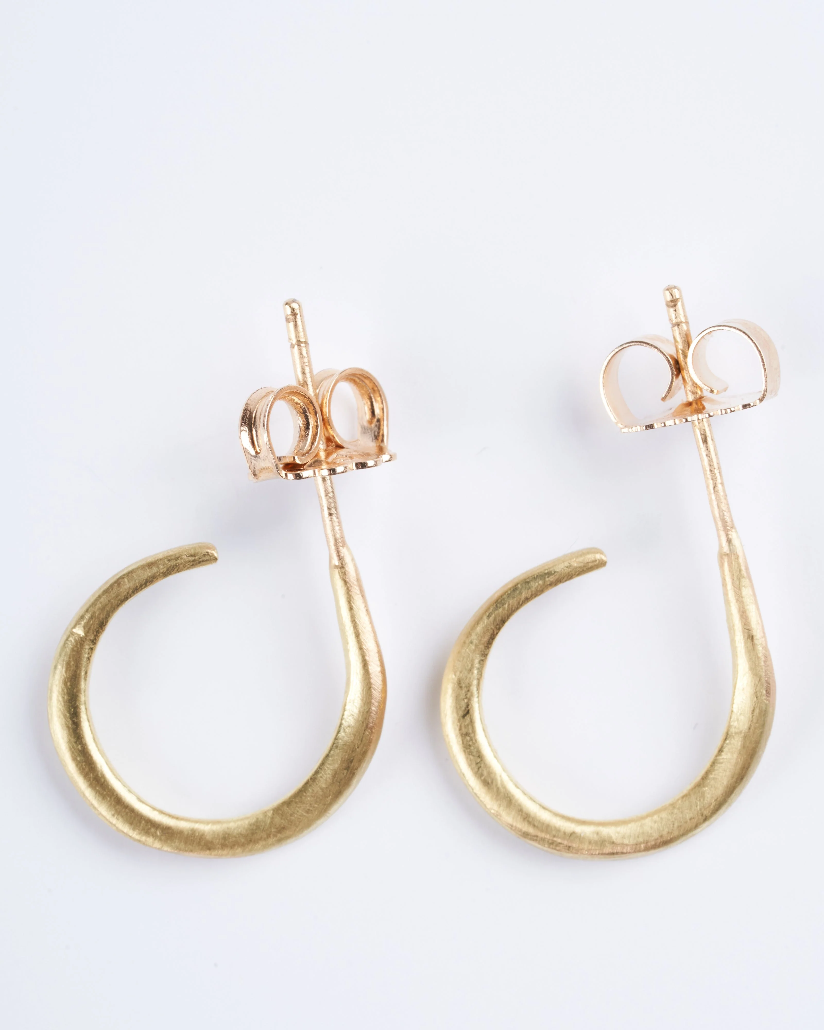 18k mini dig earrings - Image 4
