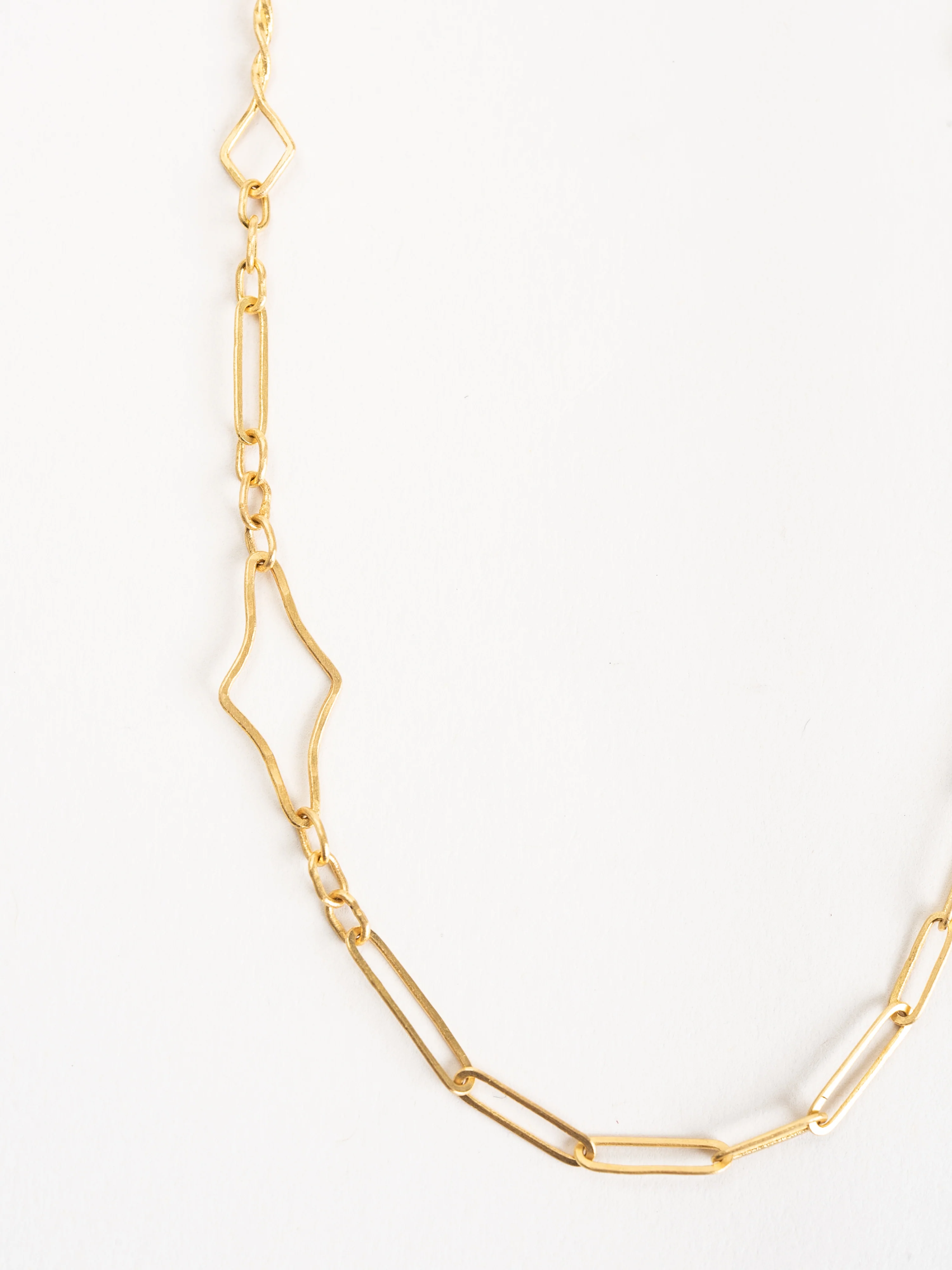 gold link chain with green tourmaline - Image 2
