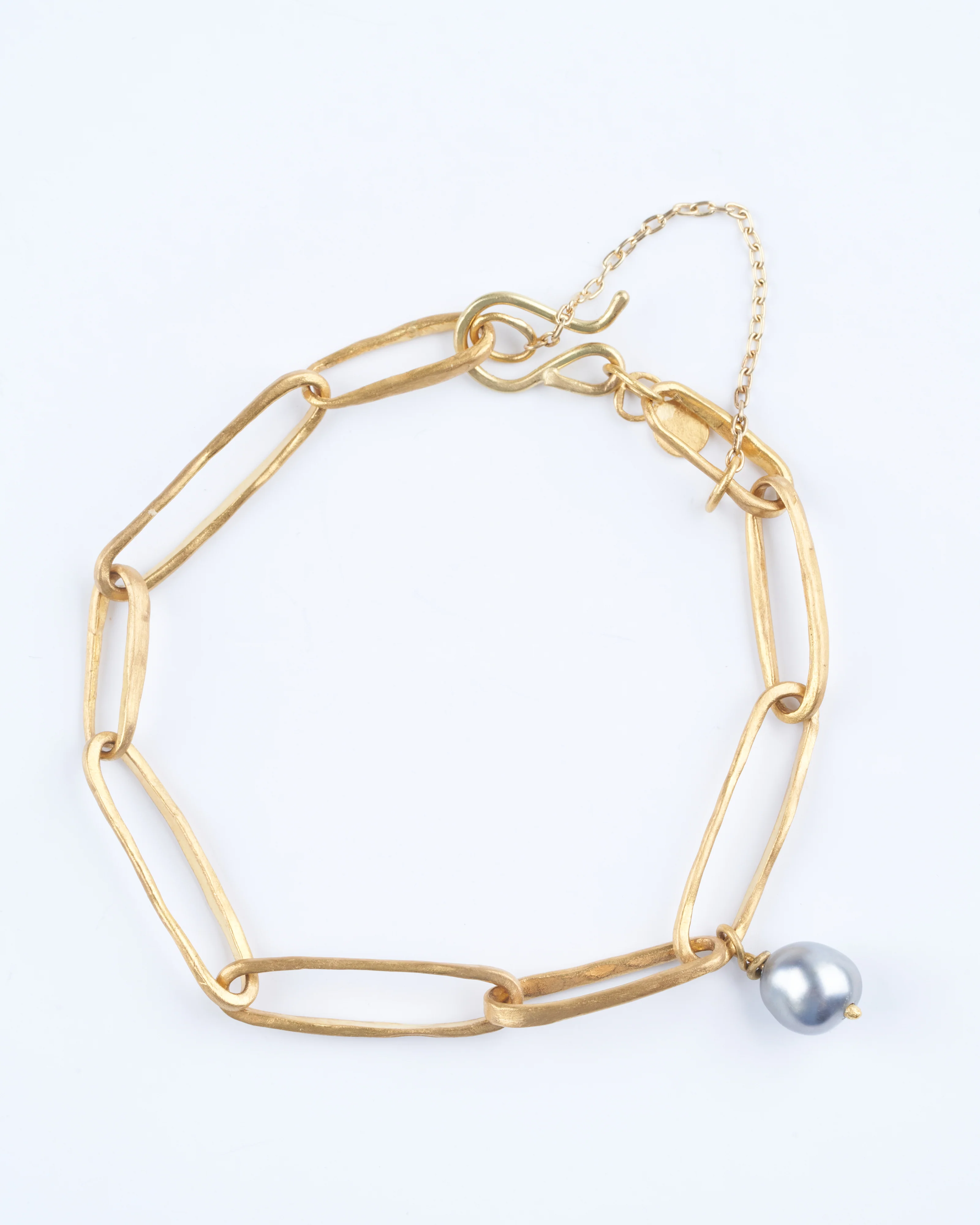 heavyweight paperclip link chain bracelet - gold