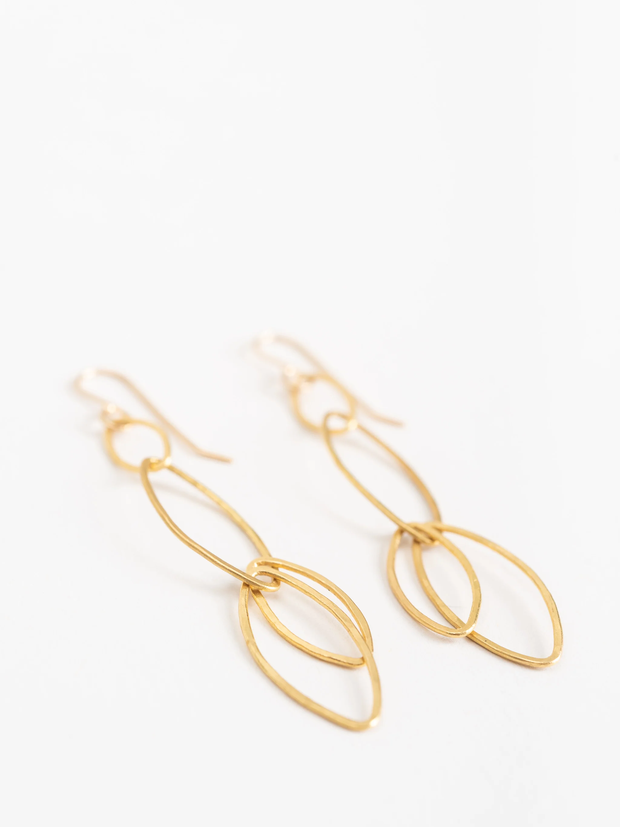 4 leaf drop earrings - Image 2