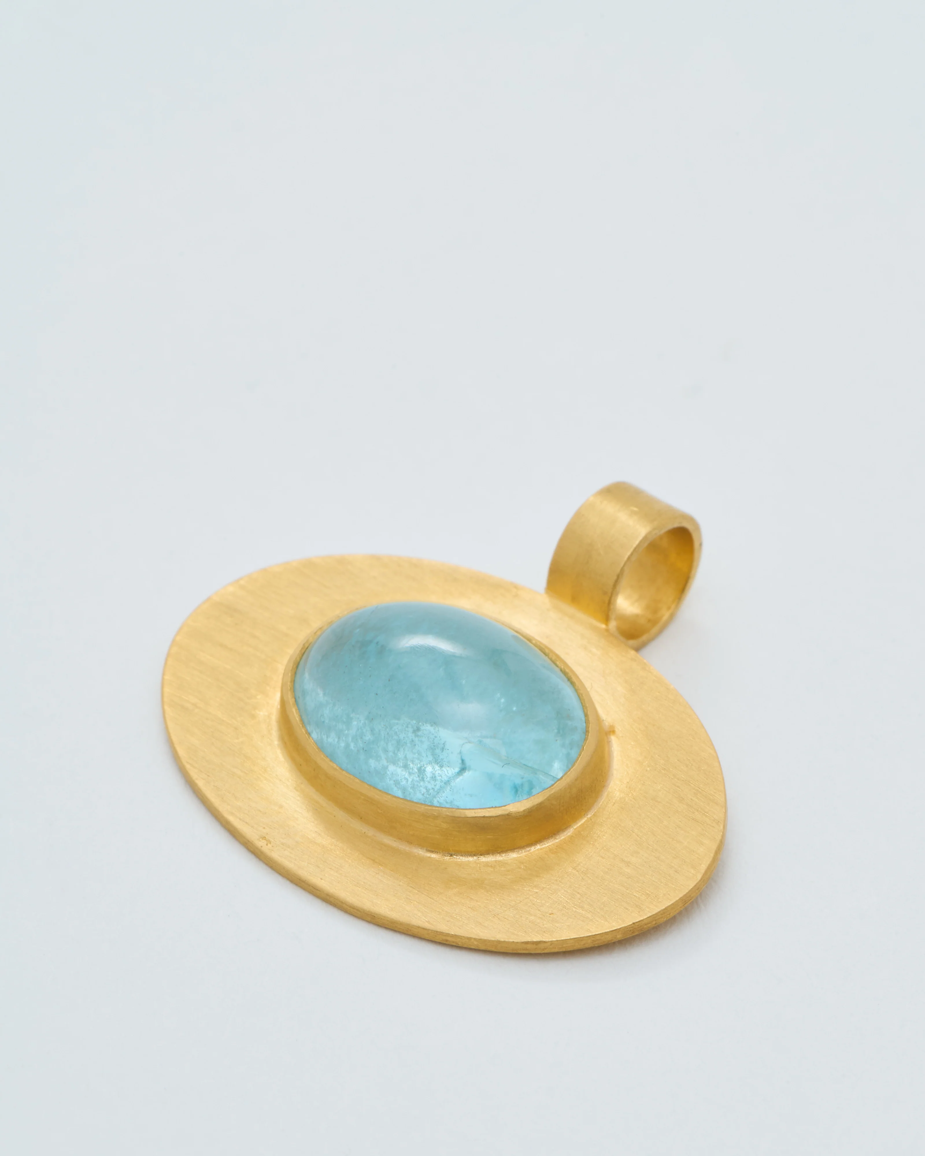 aquamarine cabochon oval pendant - Image 4