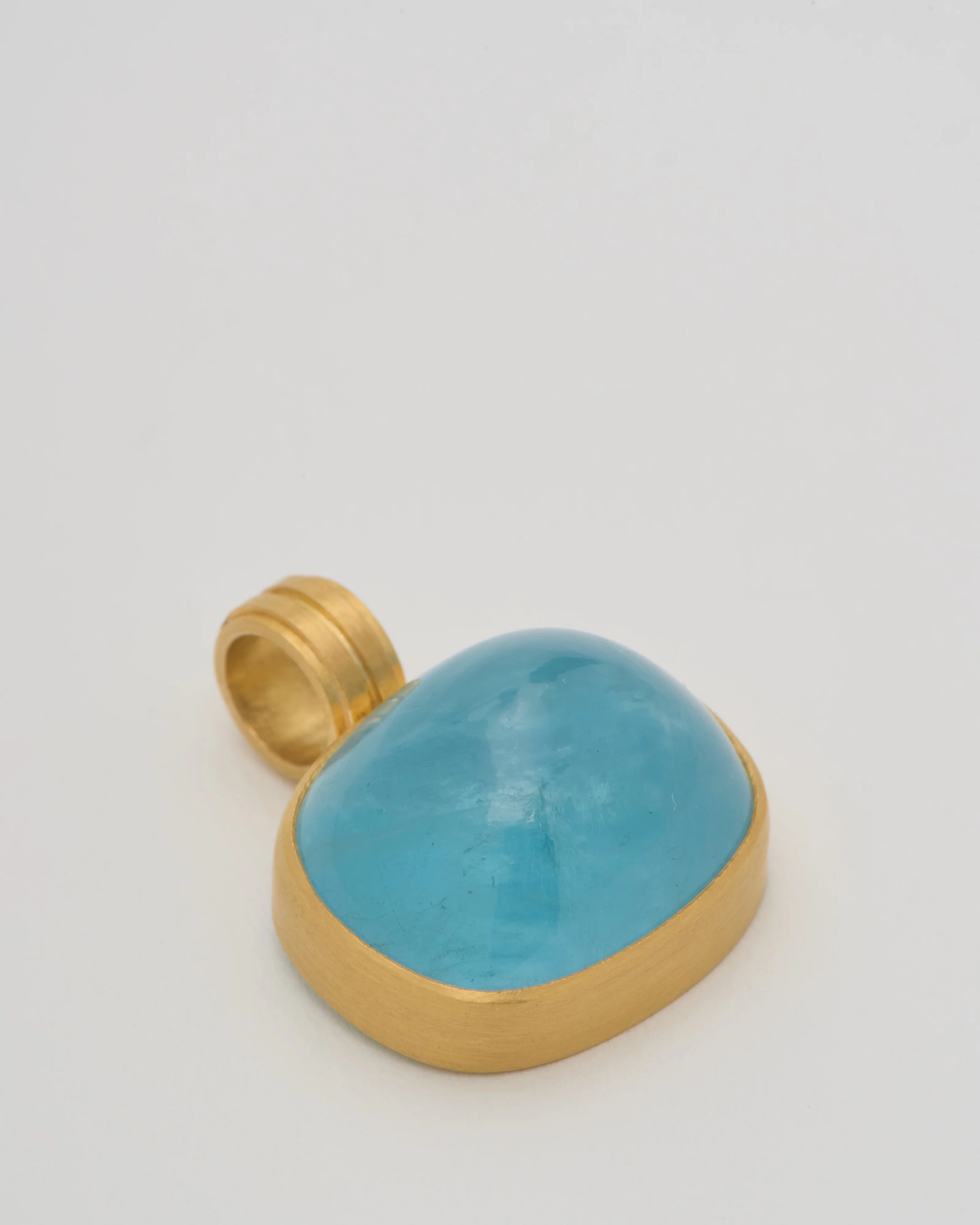 aquamarine cabochon pendant - Image 3