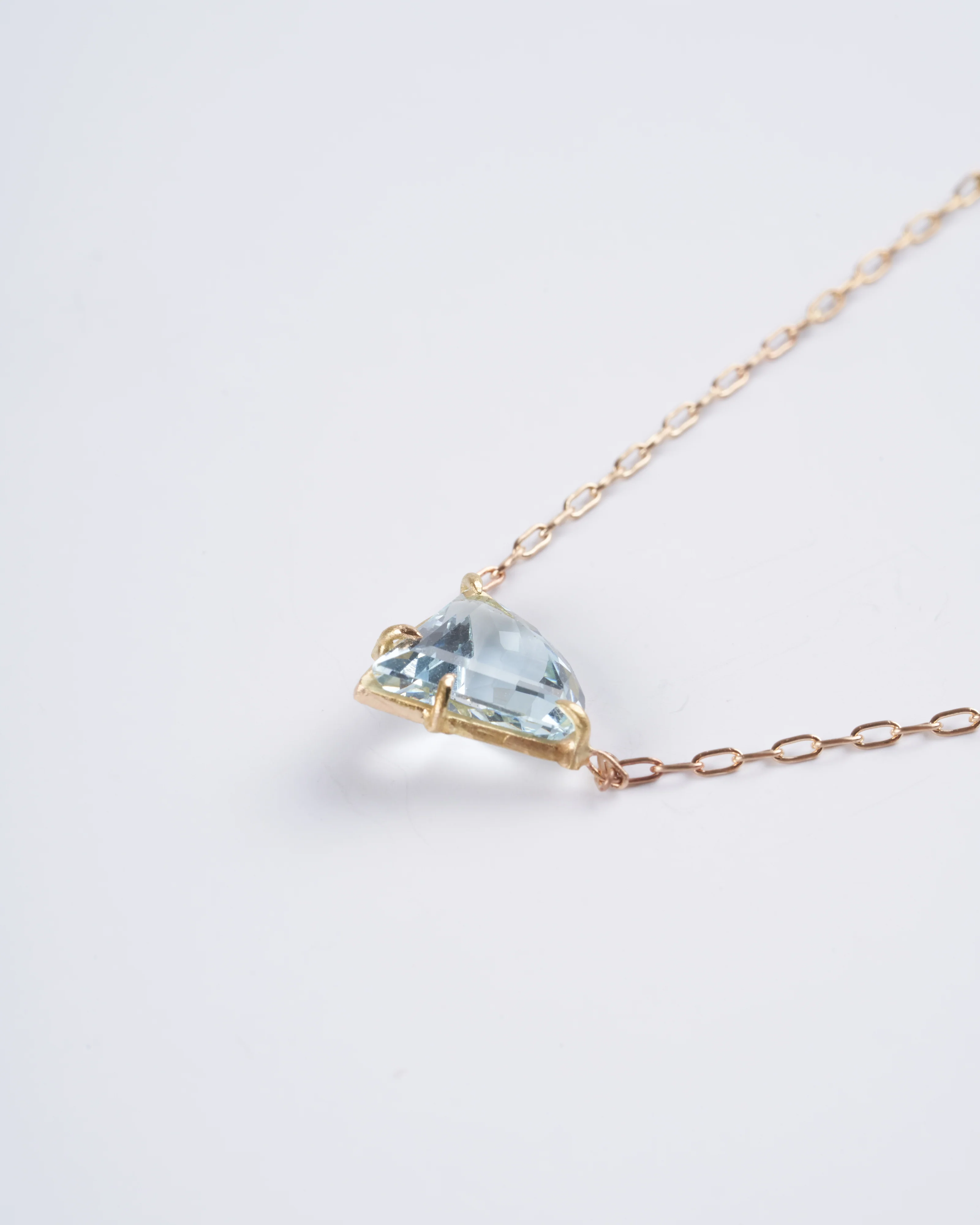 aquamarine faceted shield pendant - Image 2