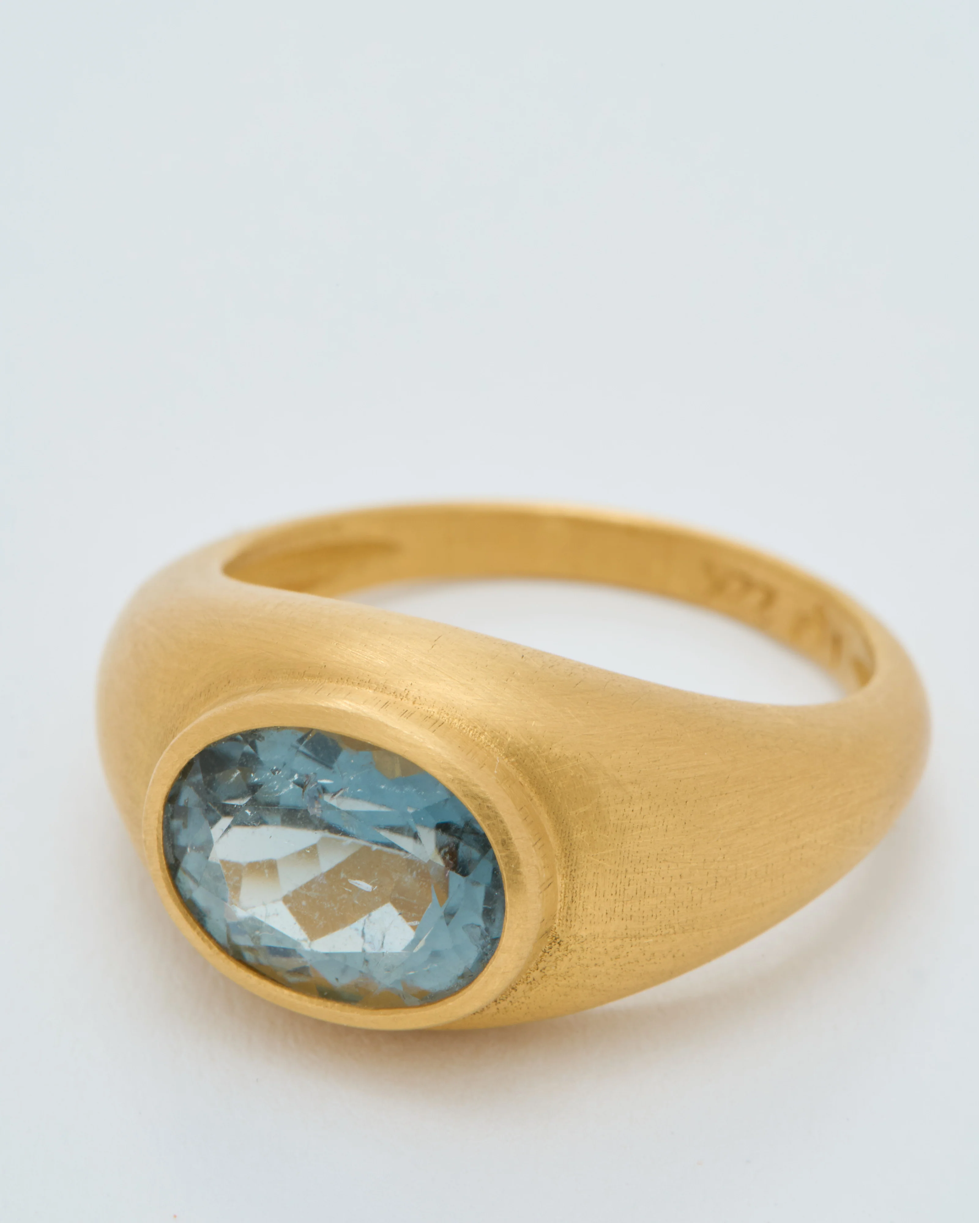 blue tourmaline faceted oval domed ring - Image 5