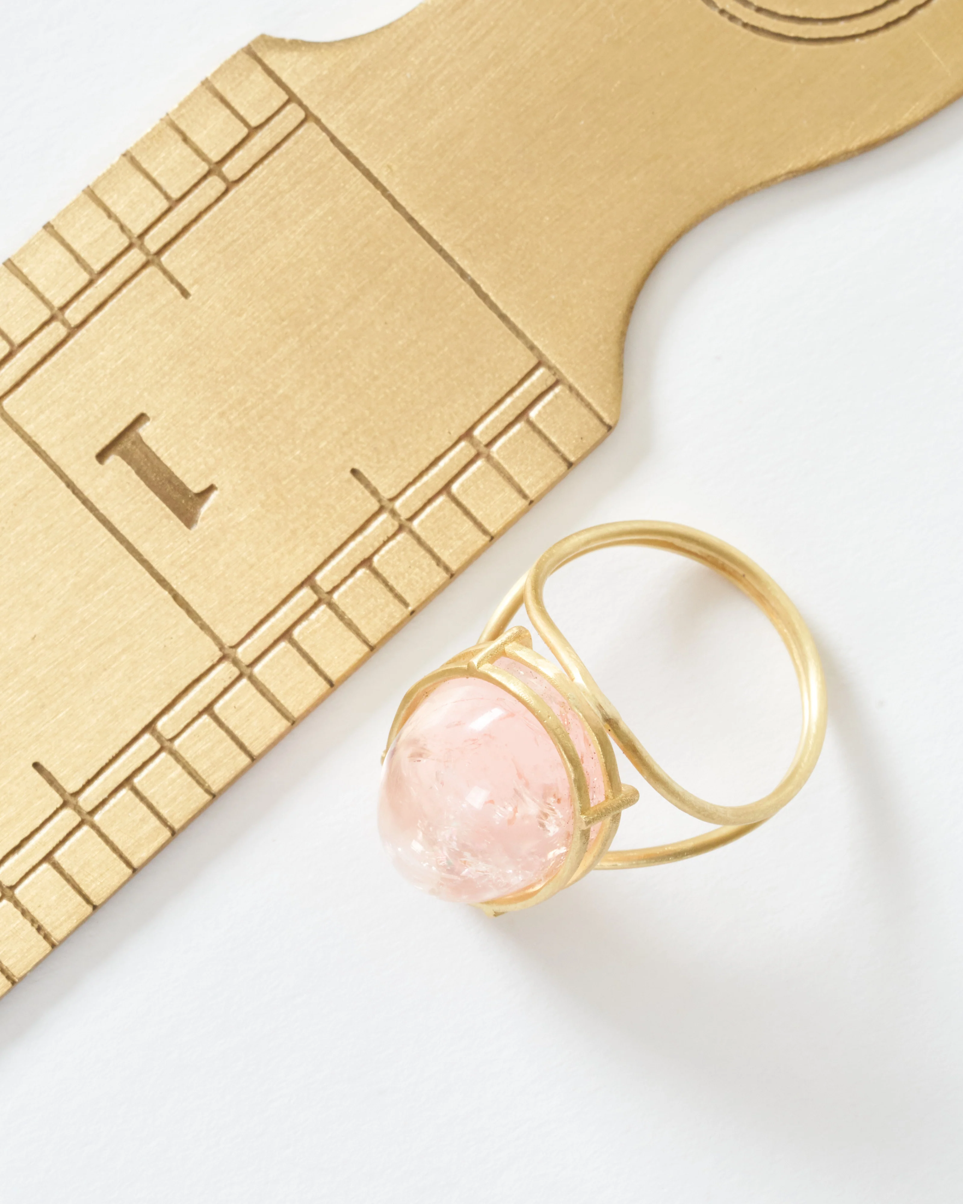 blush morganite cabochon ring - Image 6