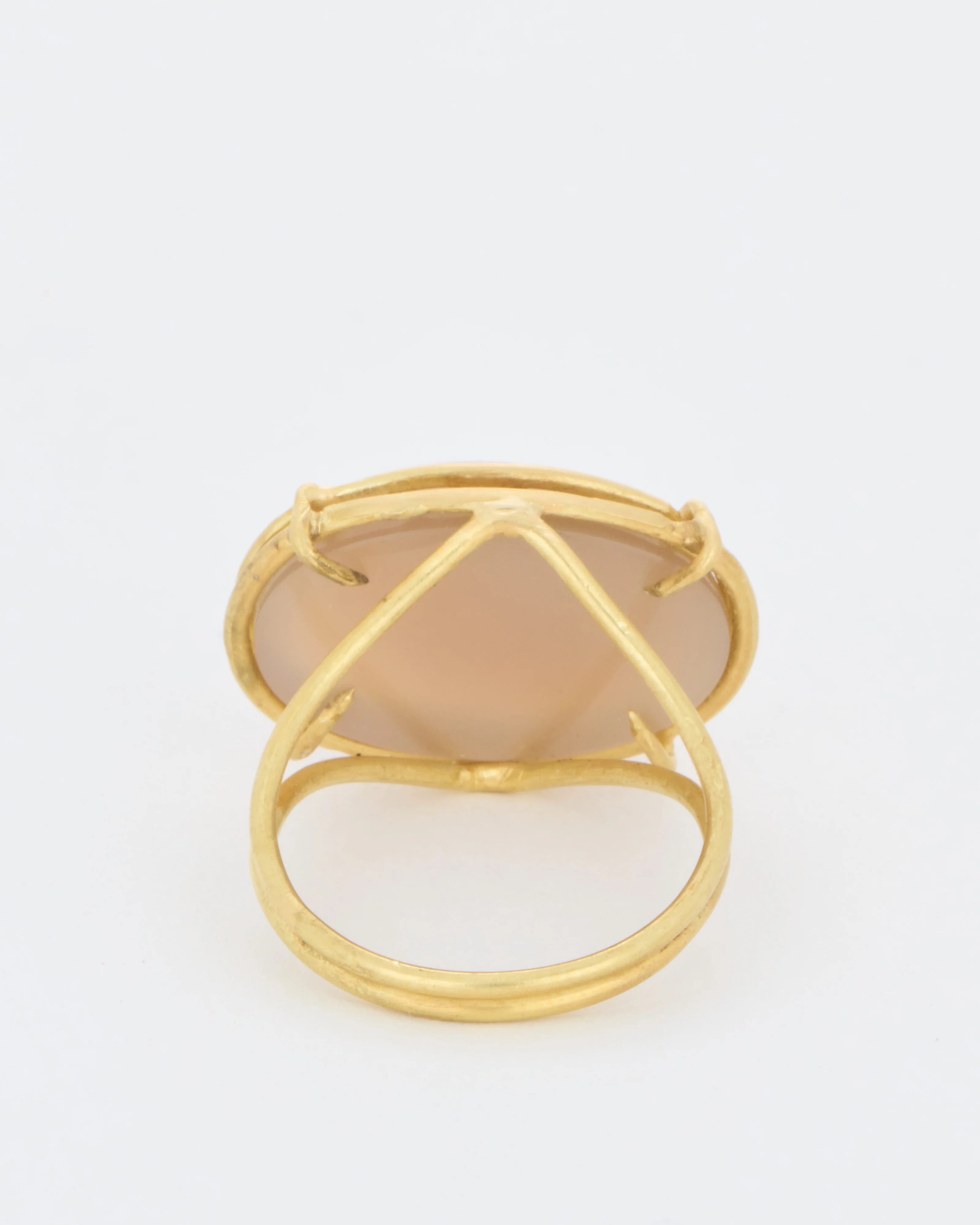 chocolate moonstone cabochon east west ring - Image 4