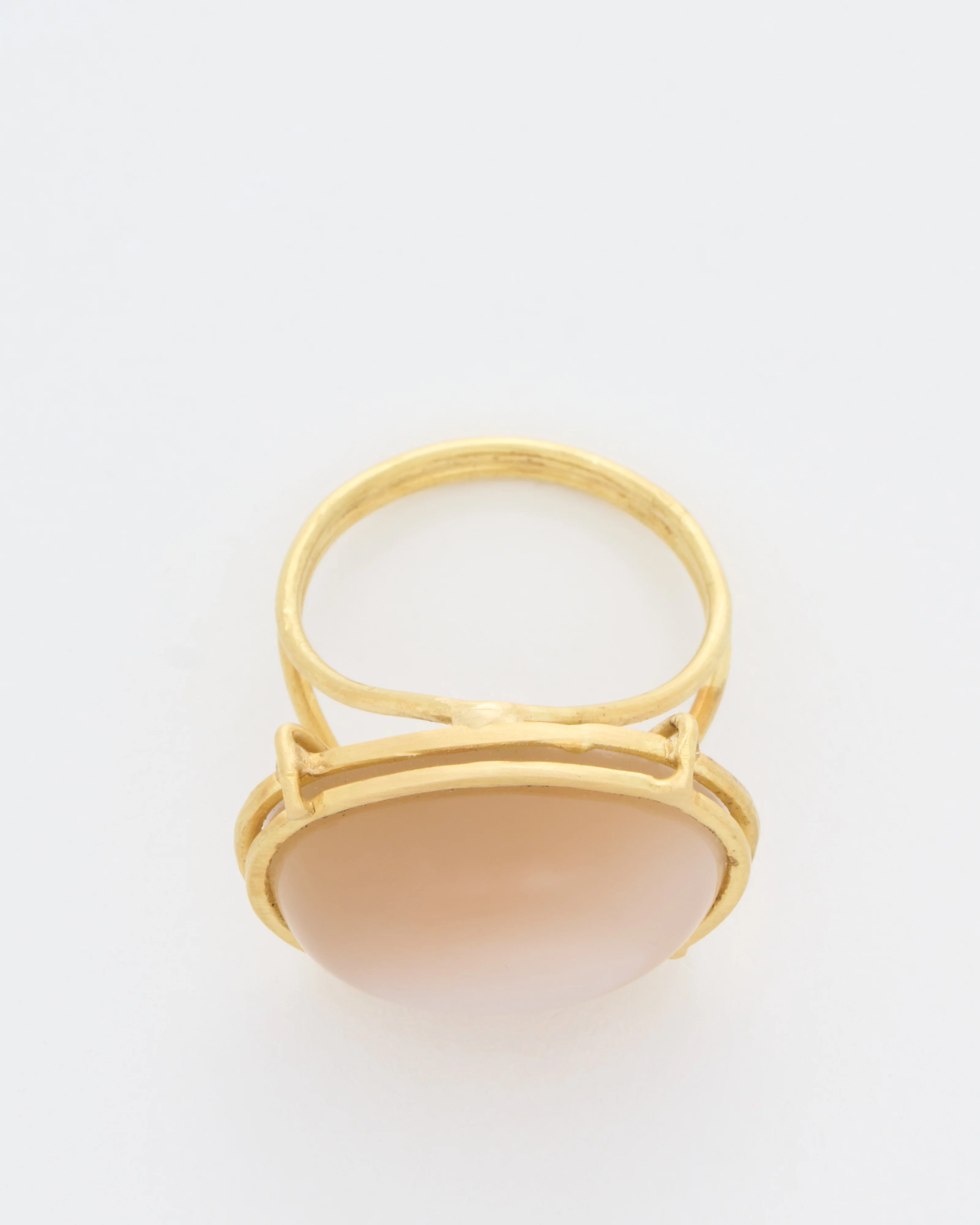 chocolate moonstone cabochon east west ring - Image 5