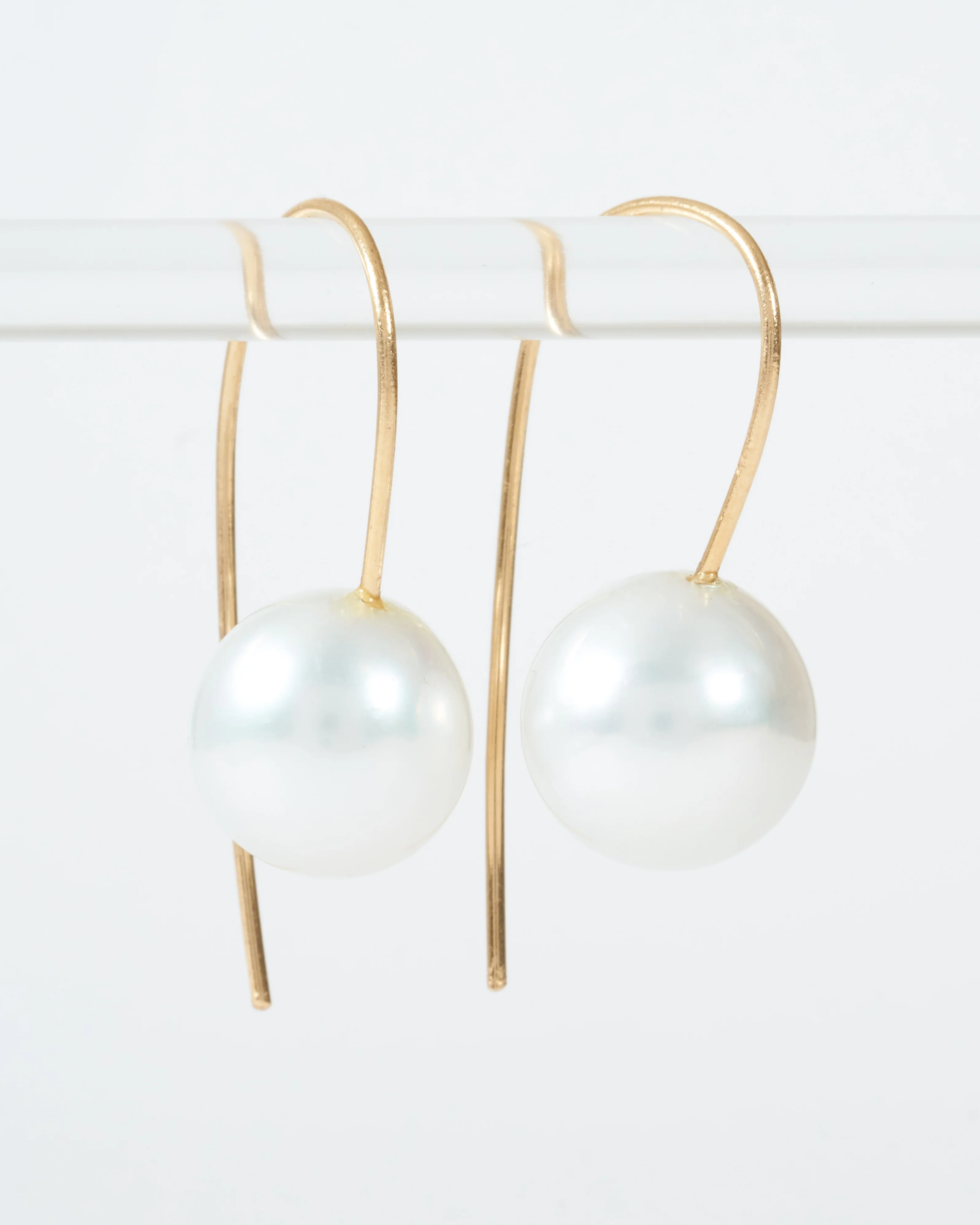 cream south sea pearl earrings - Image 2
