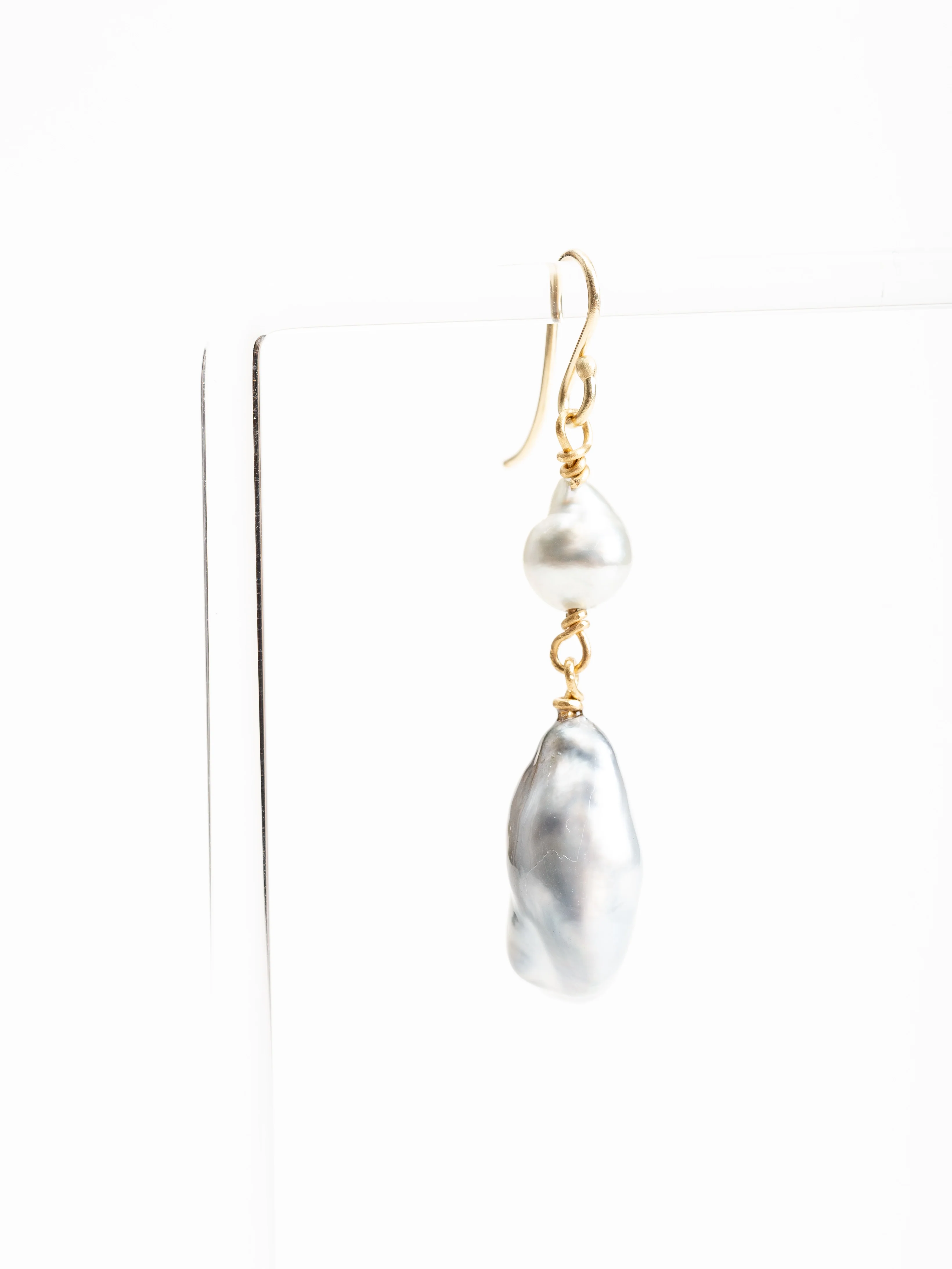 double keshi pearl drop earrings - Image 2