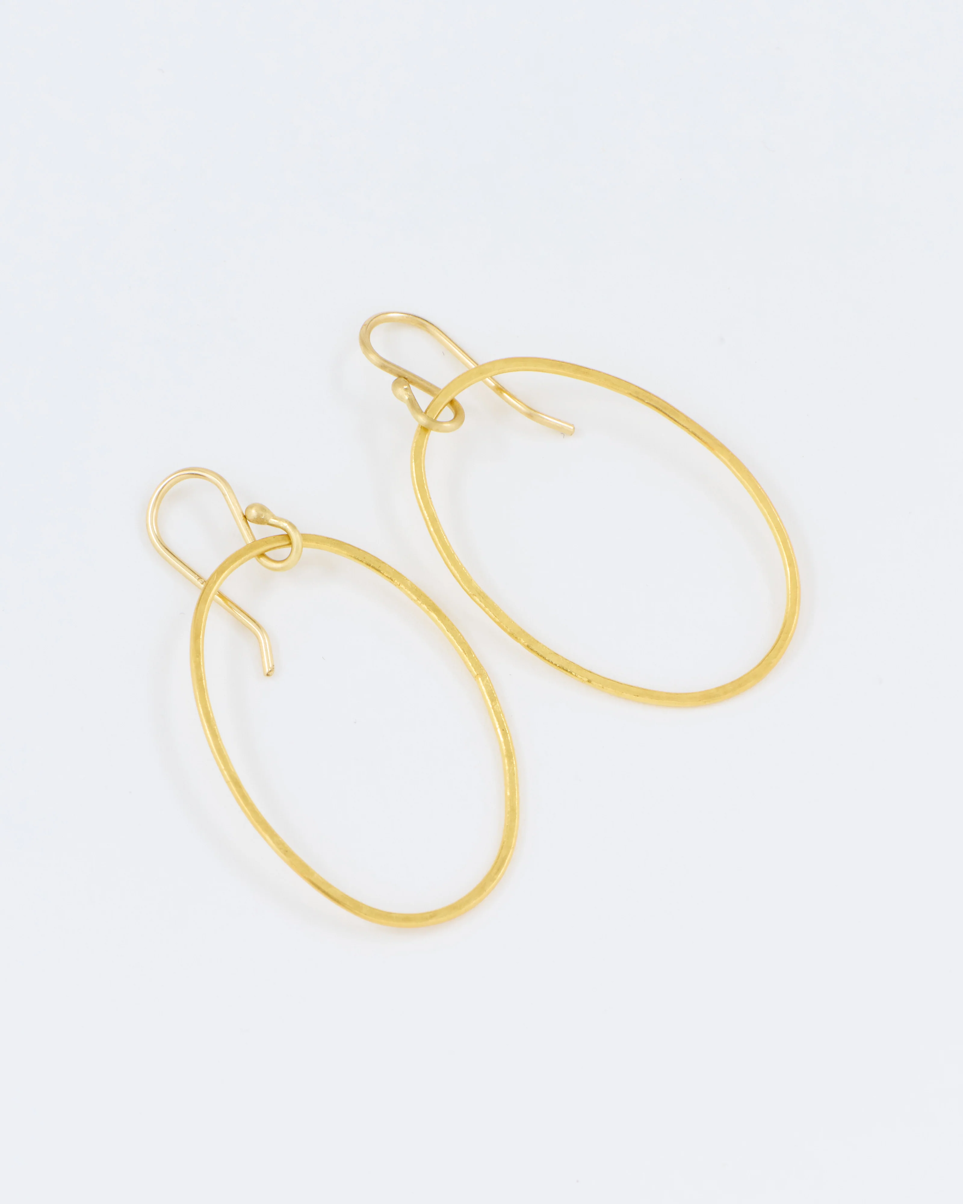 gold small oval forward facing hoops - Image 4
