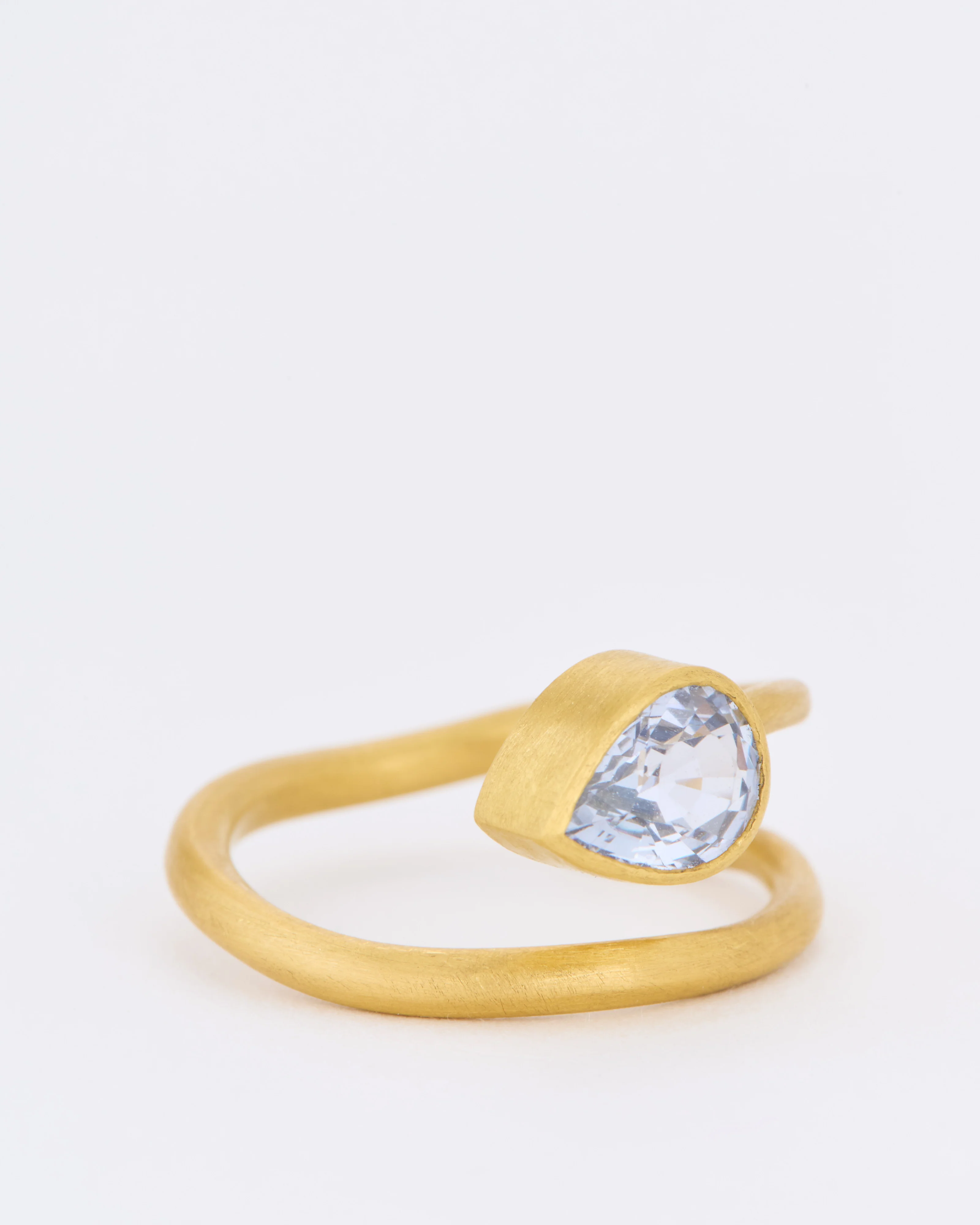 gold thick and thin wrap band w/ sapphire - Image 2