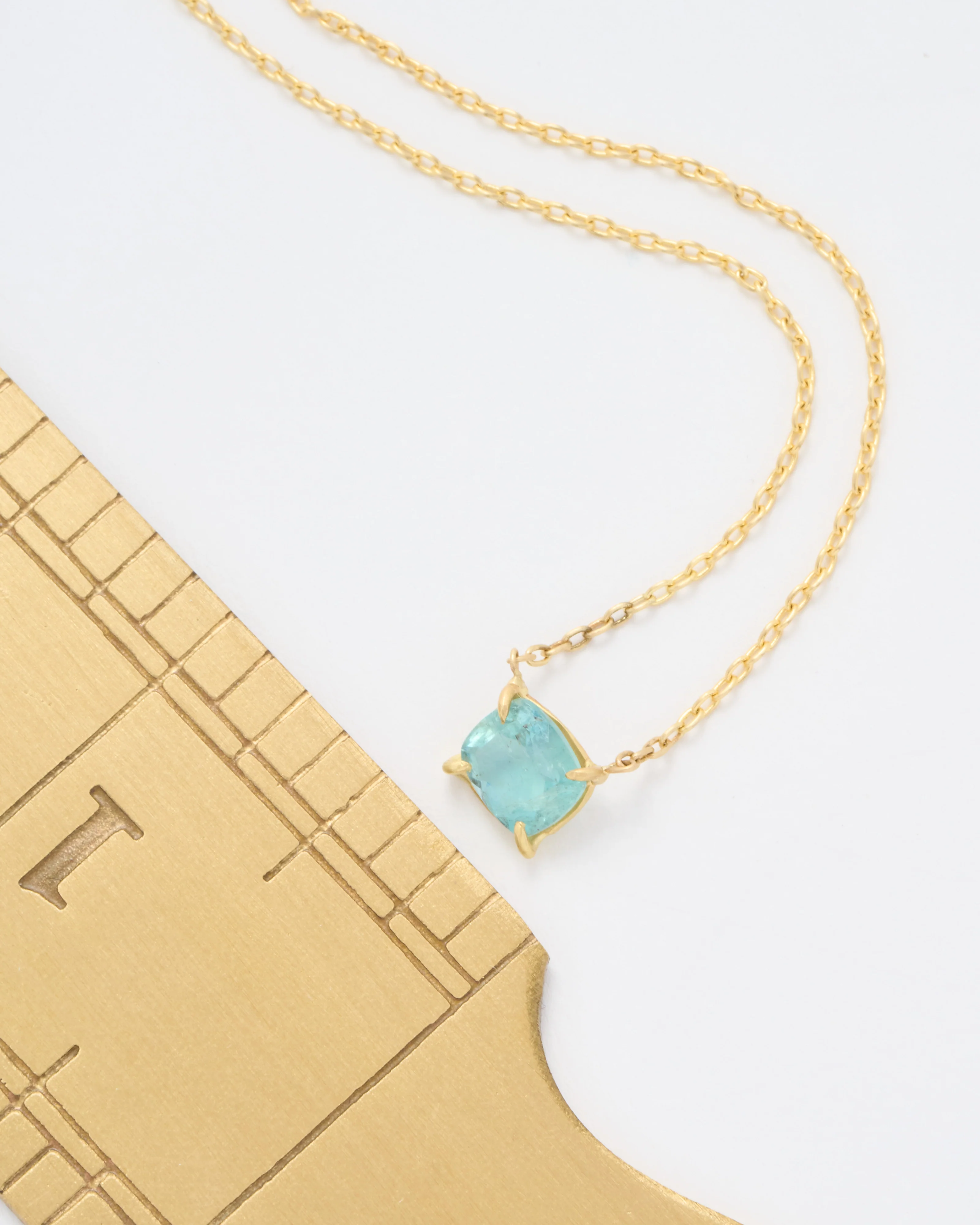 green beryl cushion cut mini gem necklace - Image 6