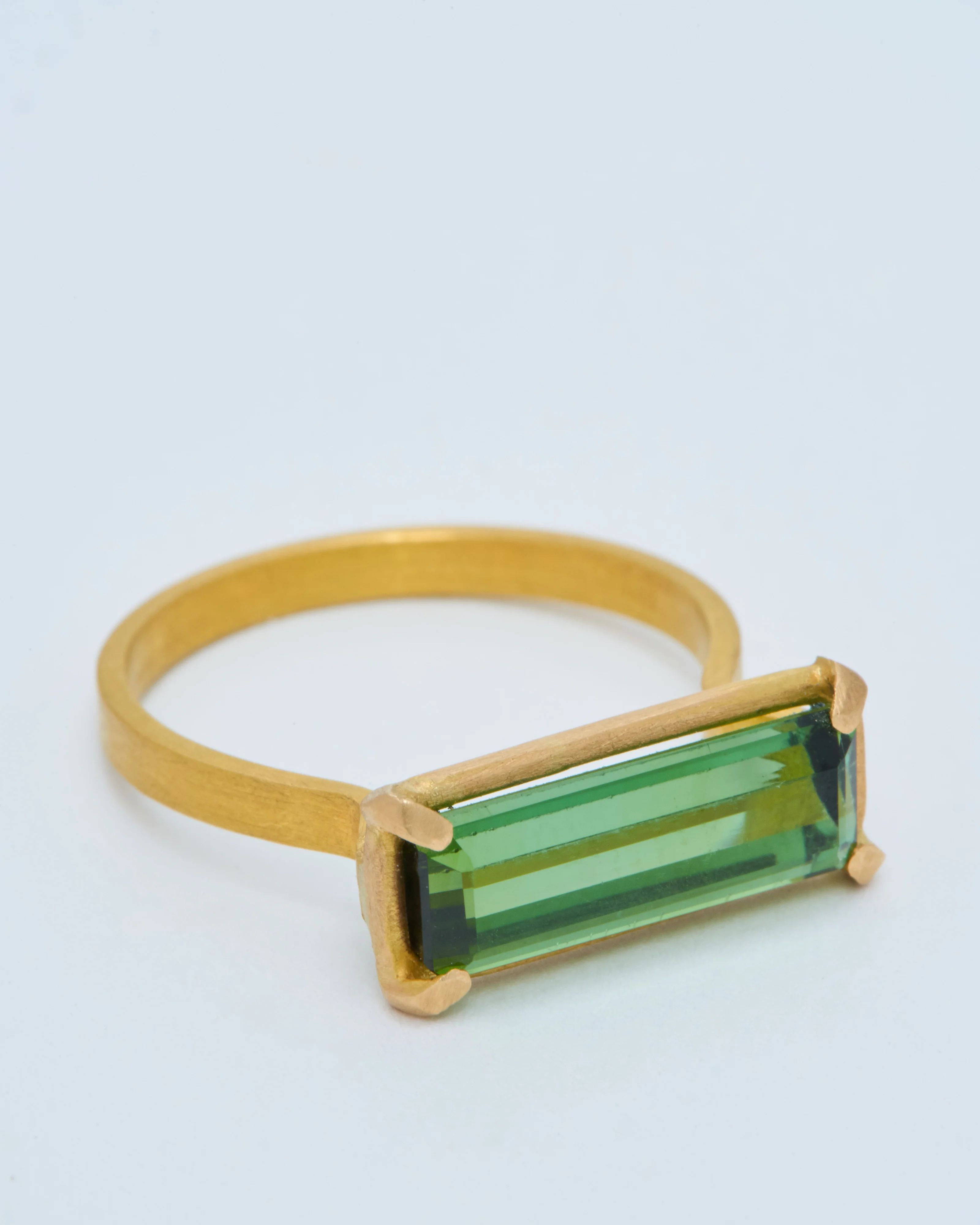 green tourmaline east west ring - Image 5
