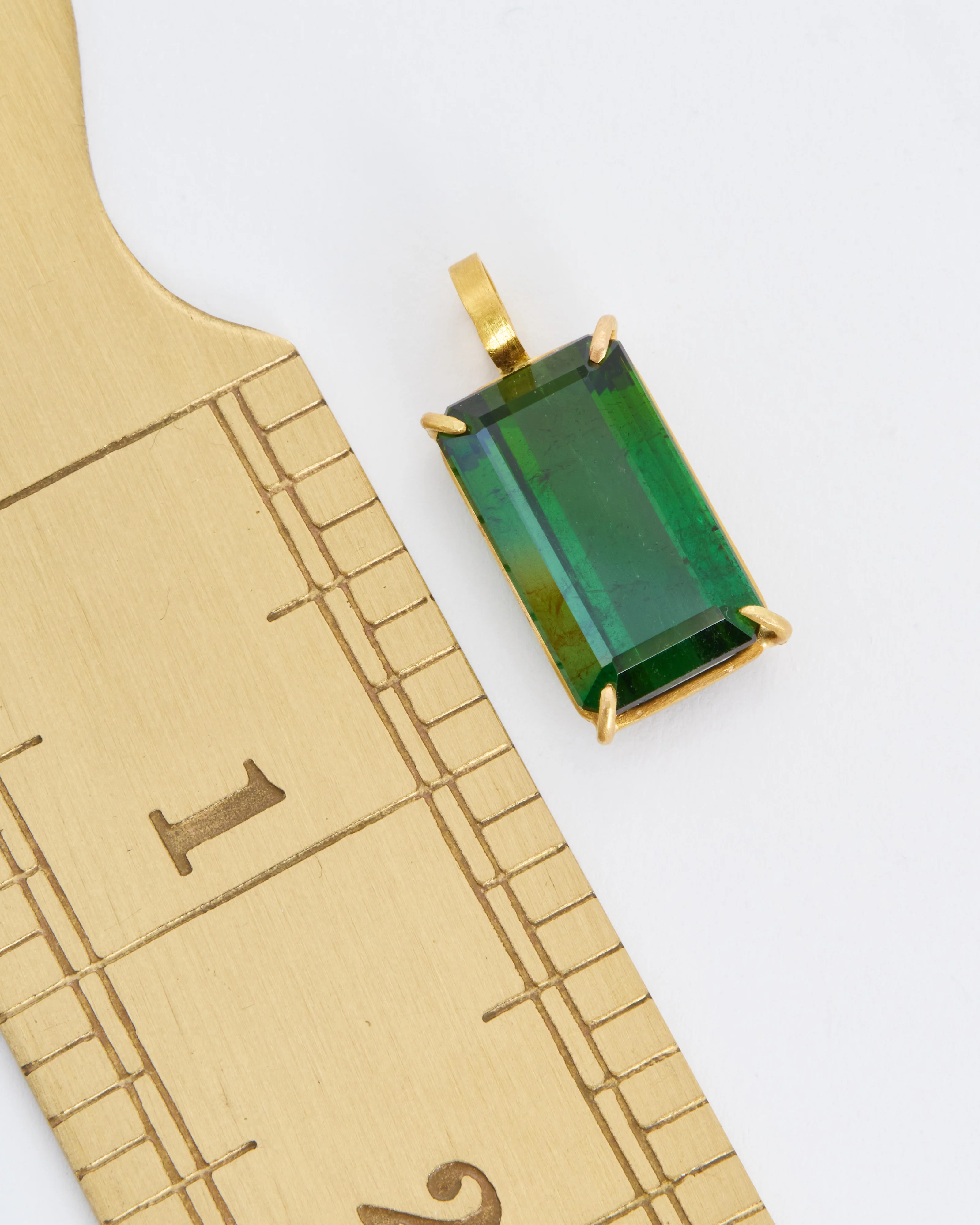 green tourmaline emerald cut pendant - Image 6