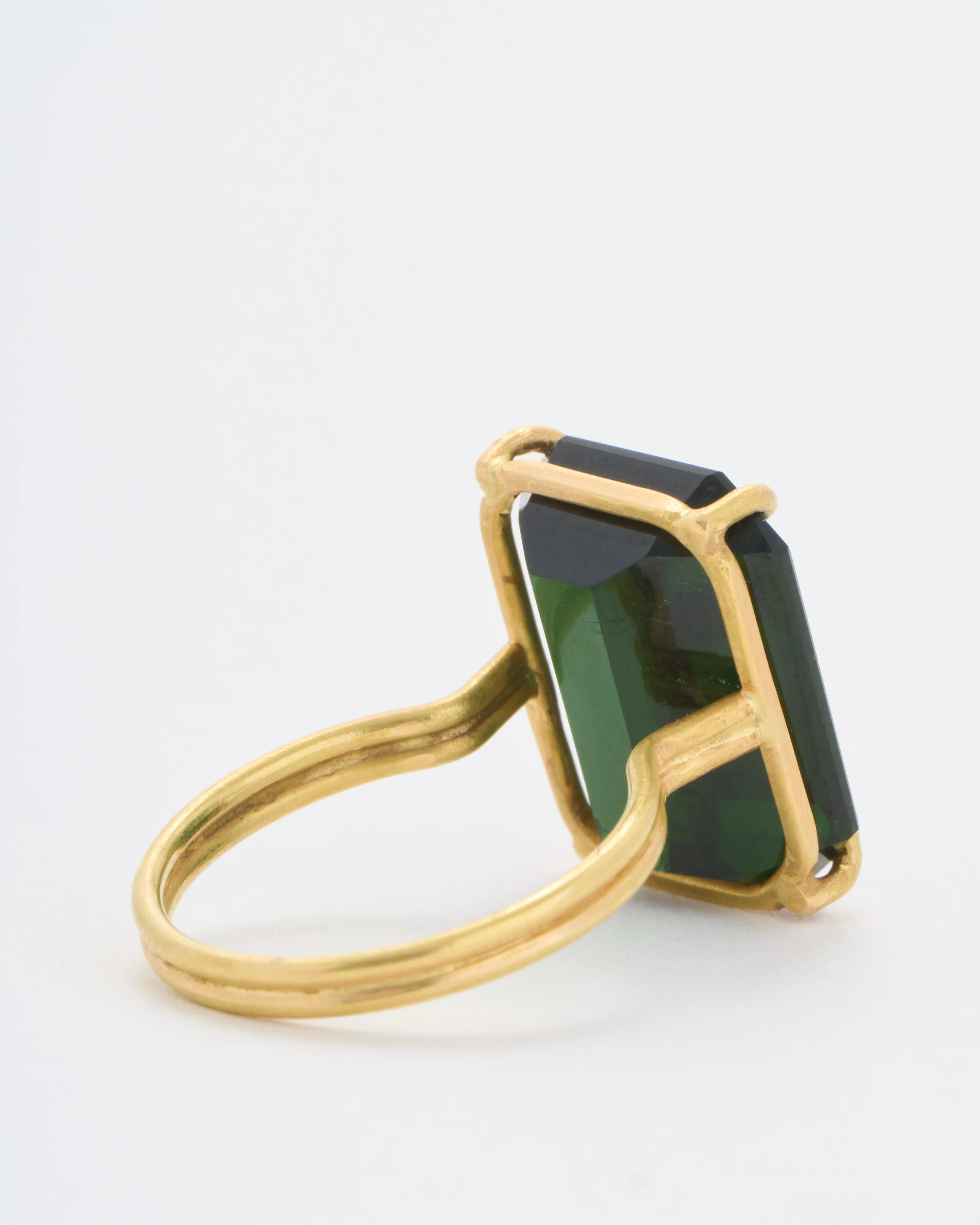 green tourmaline ring - Image 5