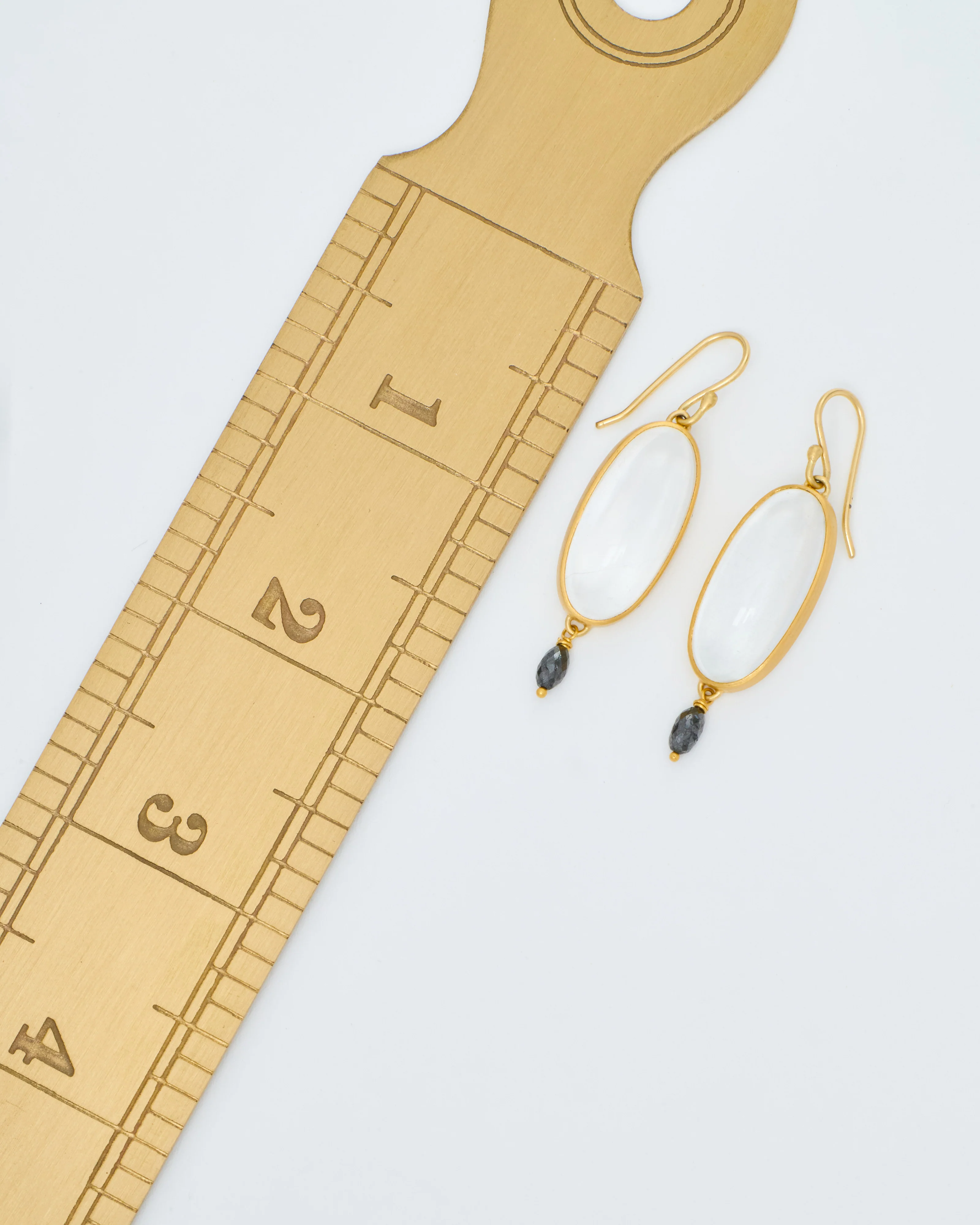 long oval quartz drop earrings - Image 7