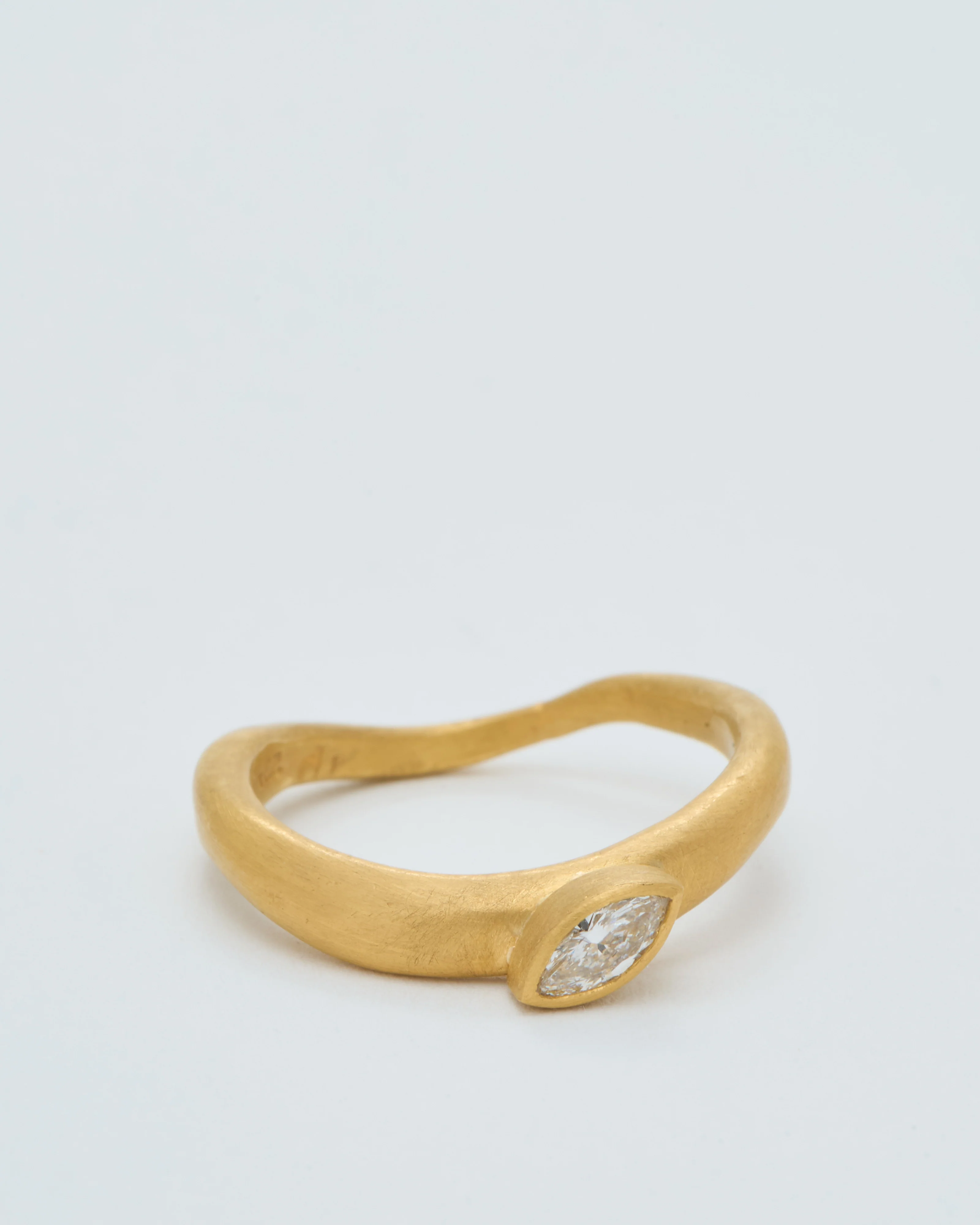 marquis diamond wave ring 6x3mm - Image 2