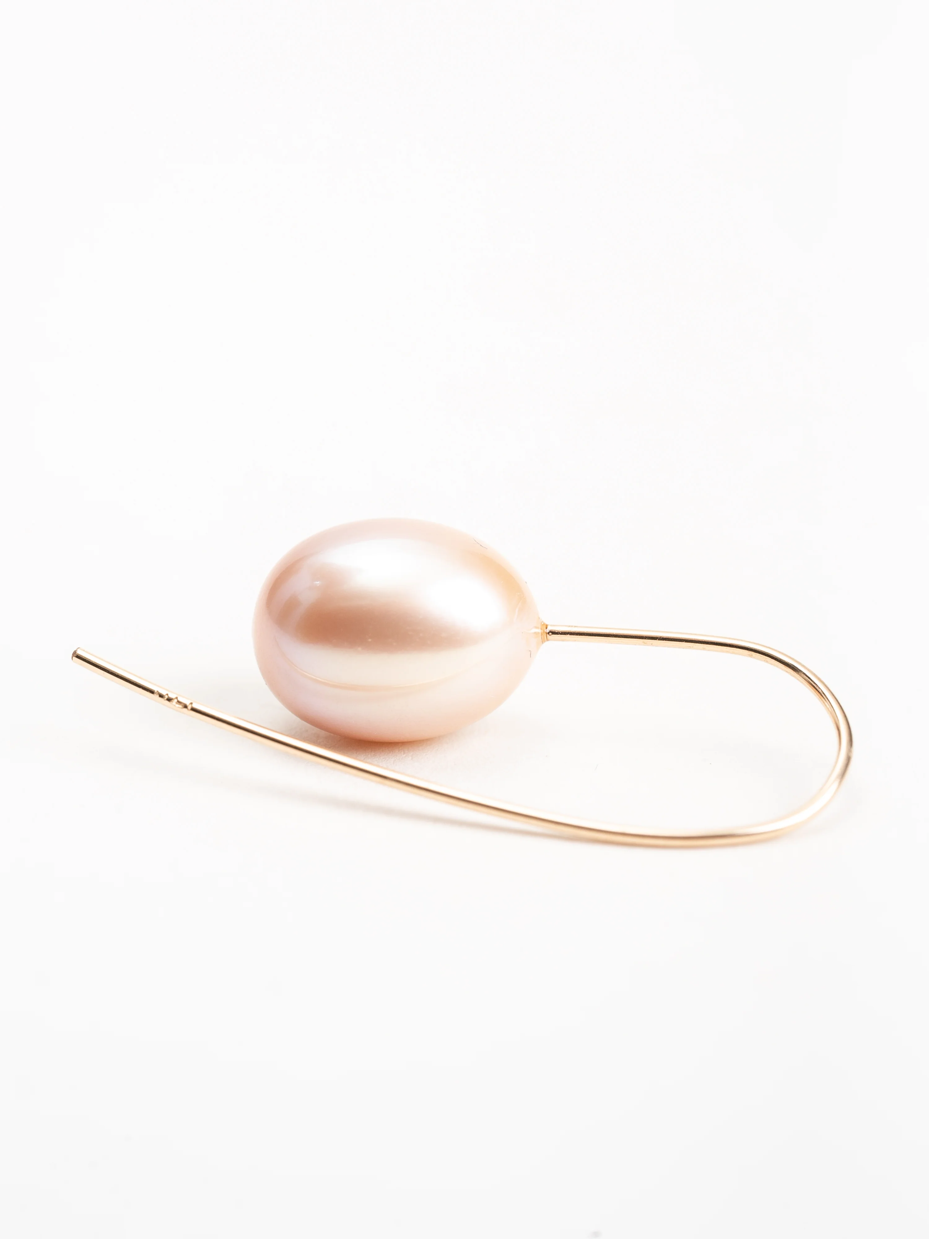 mother of pearl small drop earrings - Image 3