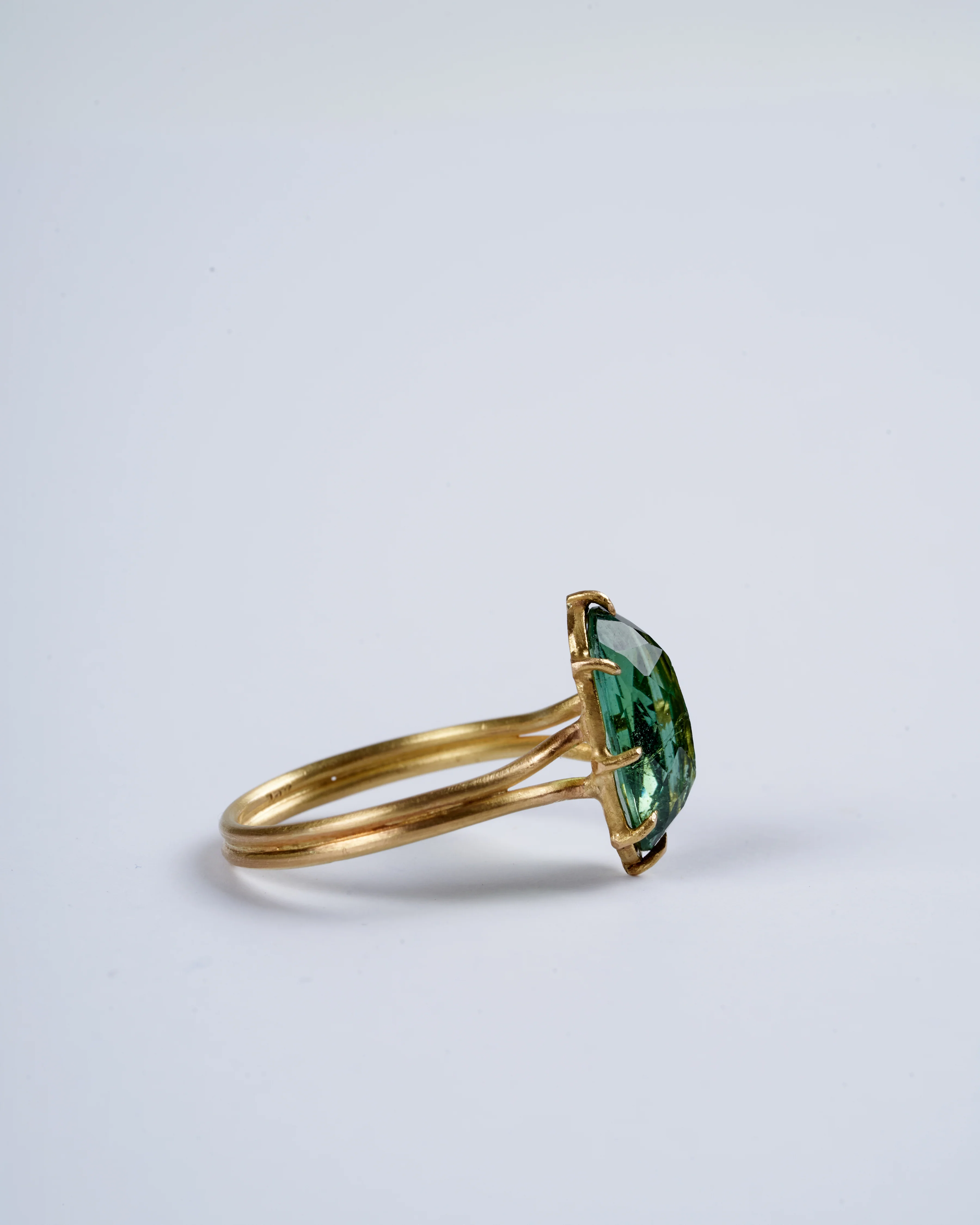 handcut green tourmaline ring - Image 4