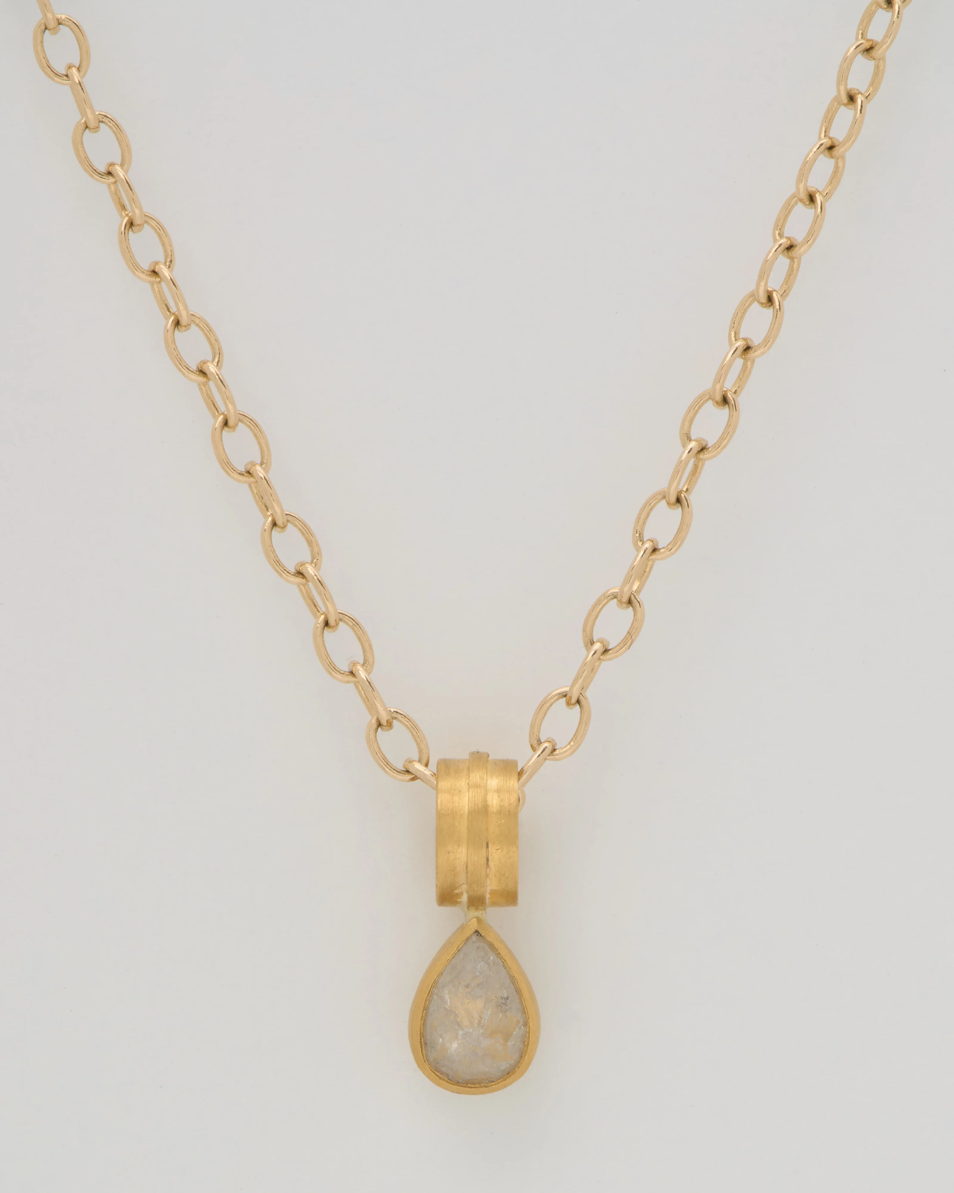 pear shaped diamond pendant - Image 2
