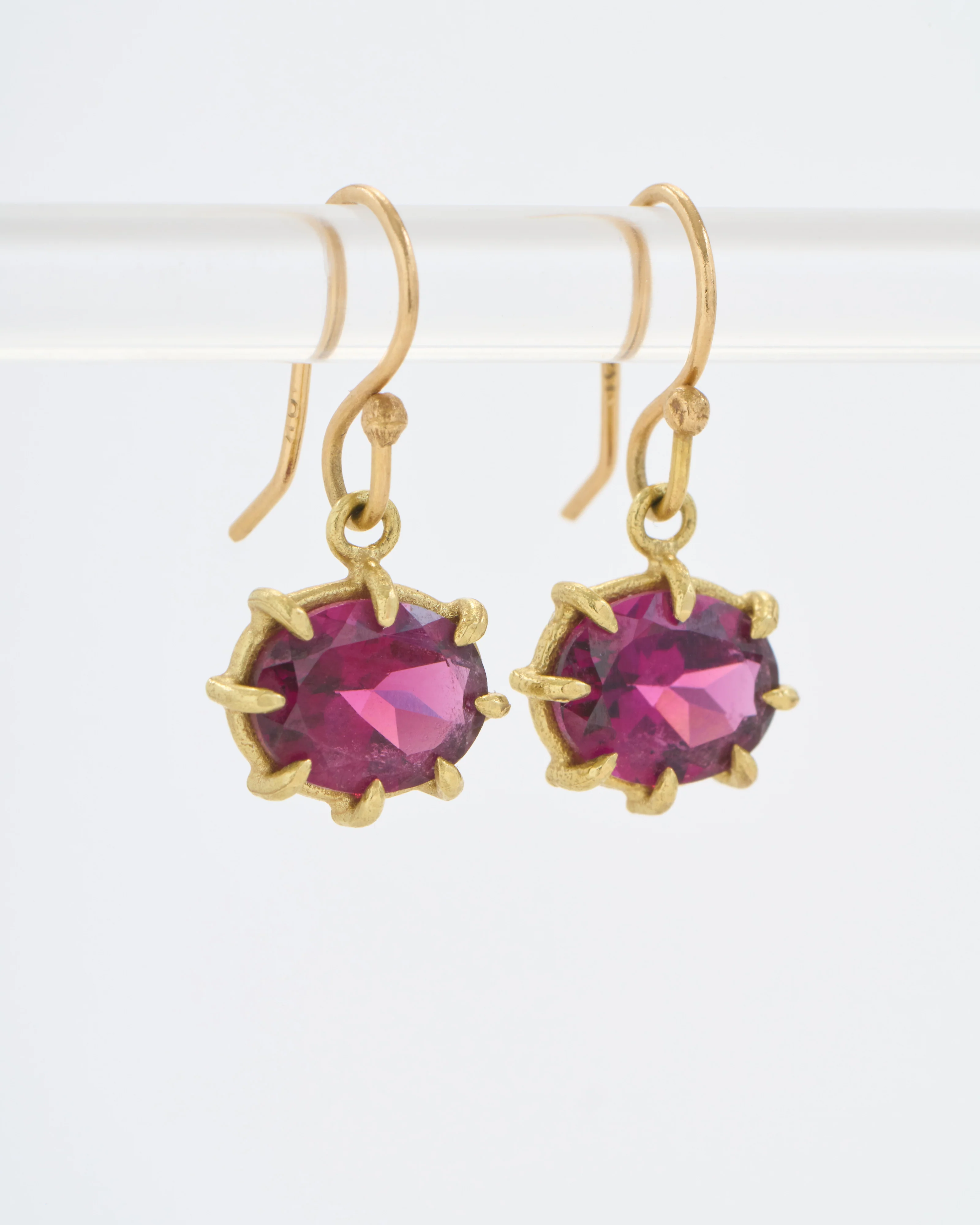 rhodolite garnet mini faceted oval drop earrings - Image 2