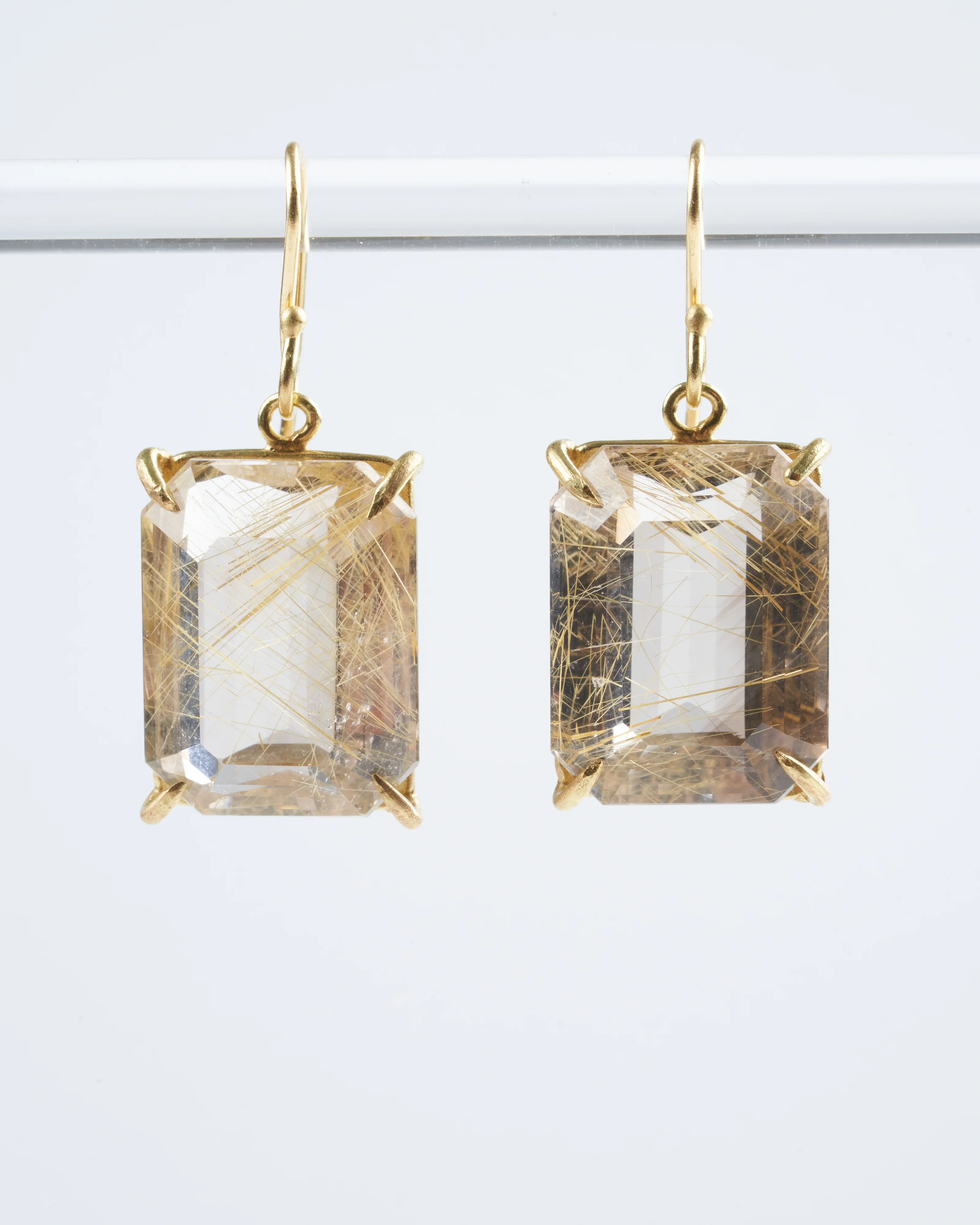 rutilated quartz (emerald cut) earrings - quartz/ gold - Image 2