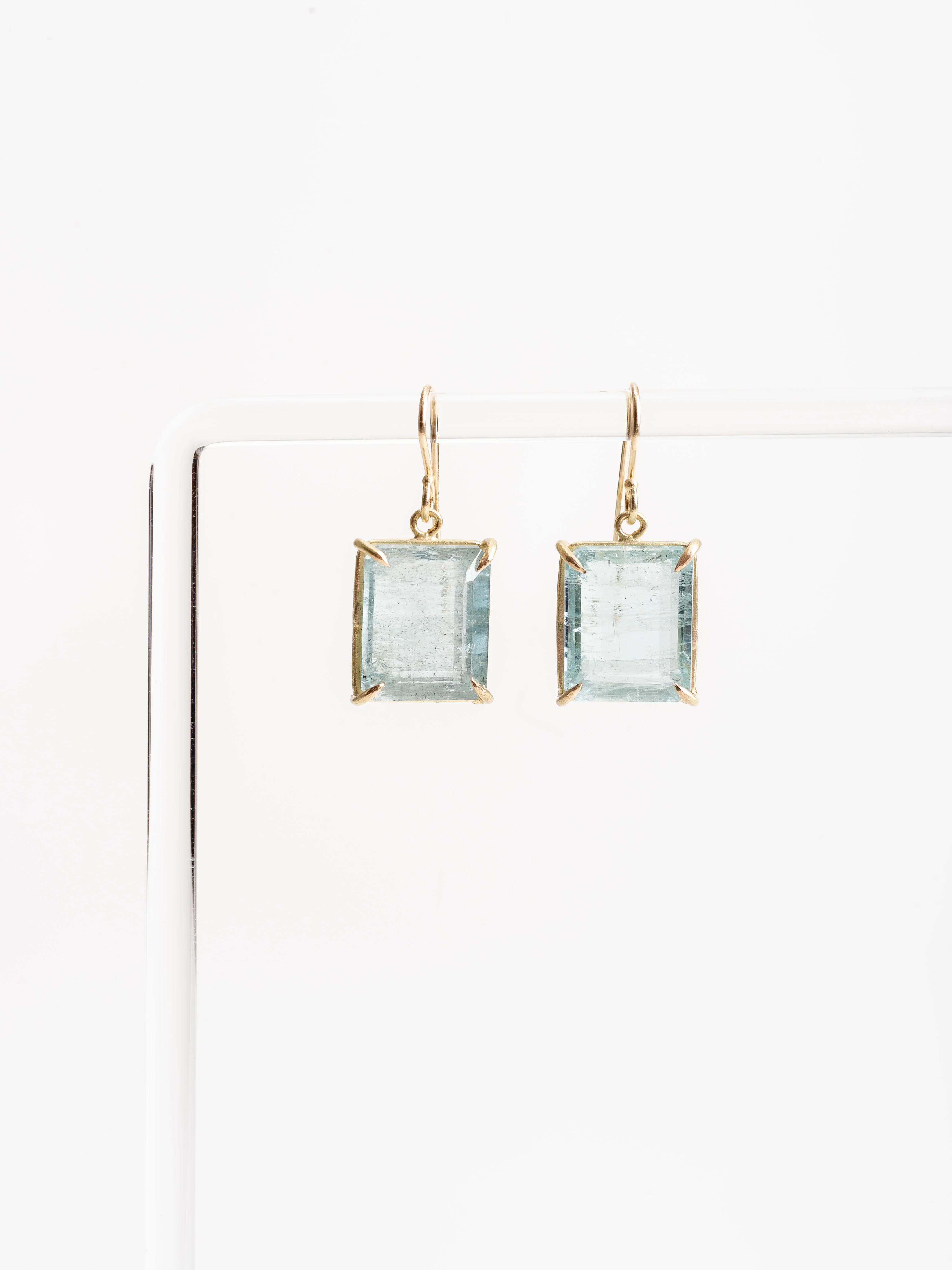 single moss aqua cube earrings - Image 2