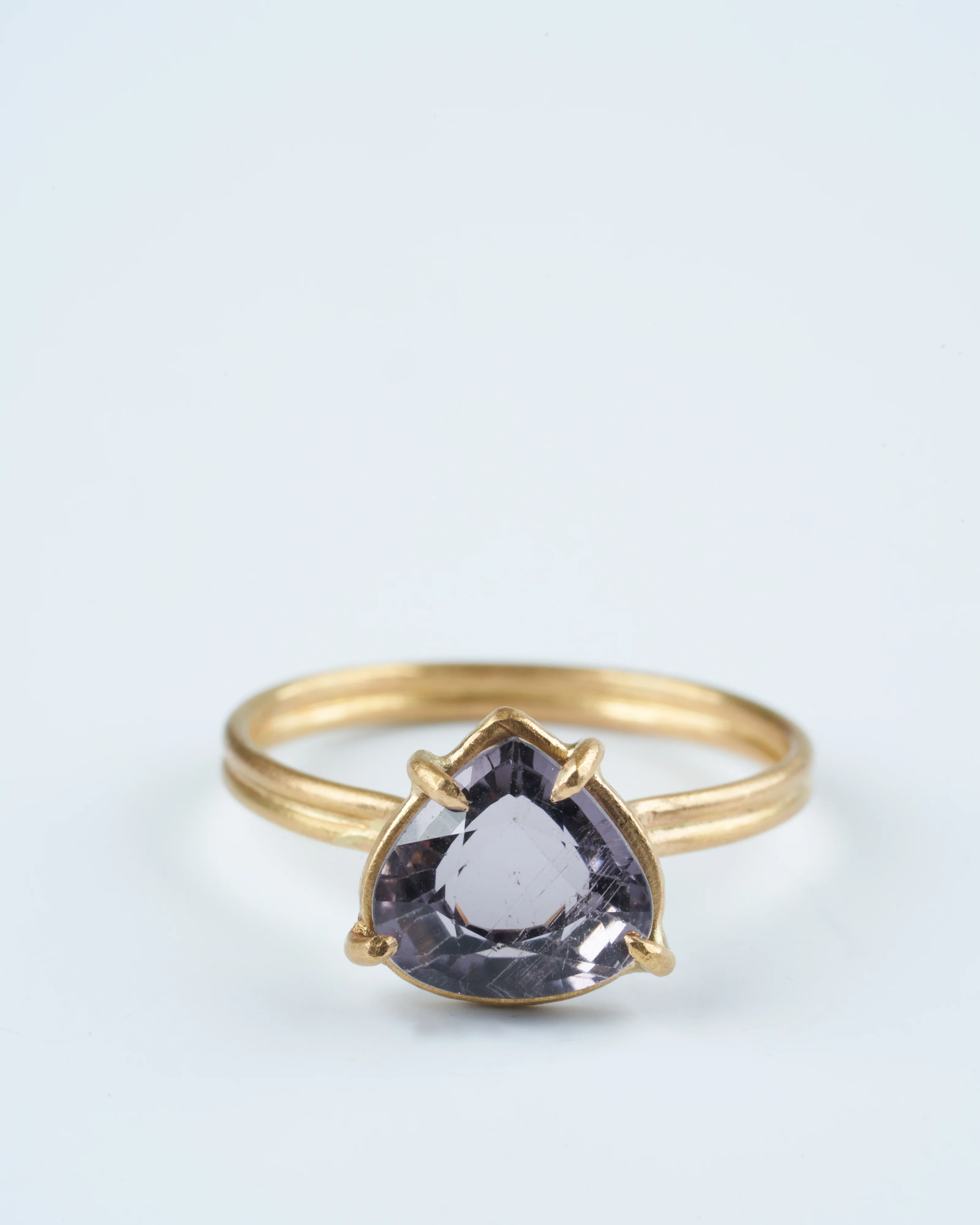 spinel teardrop ring - purple/ gold - Image 3