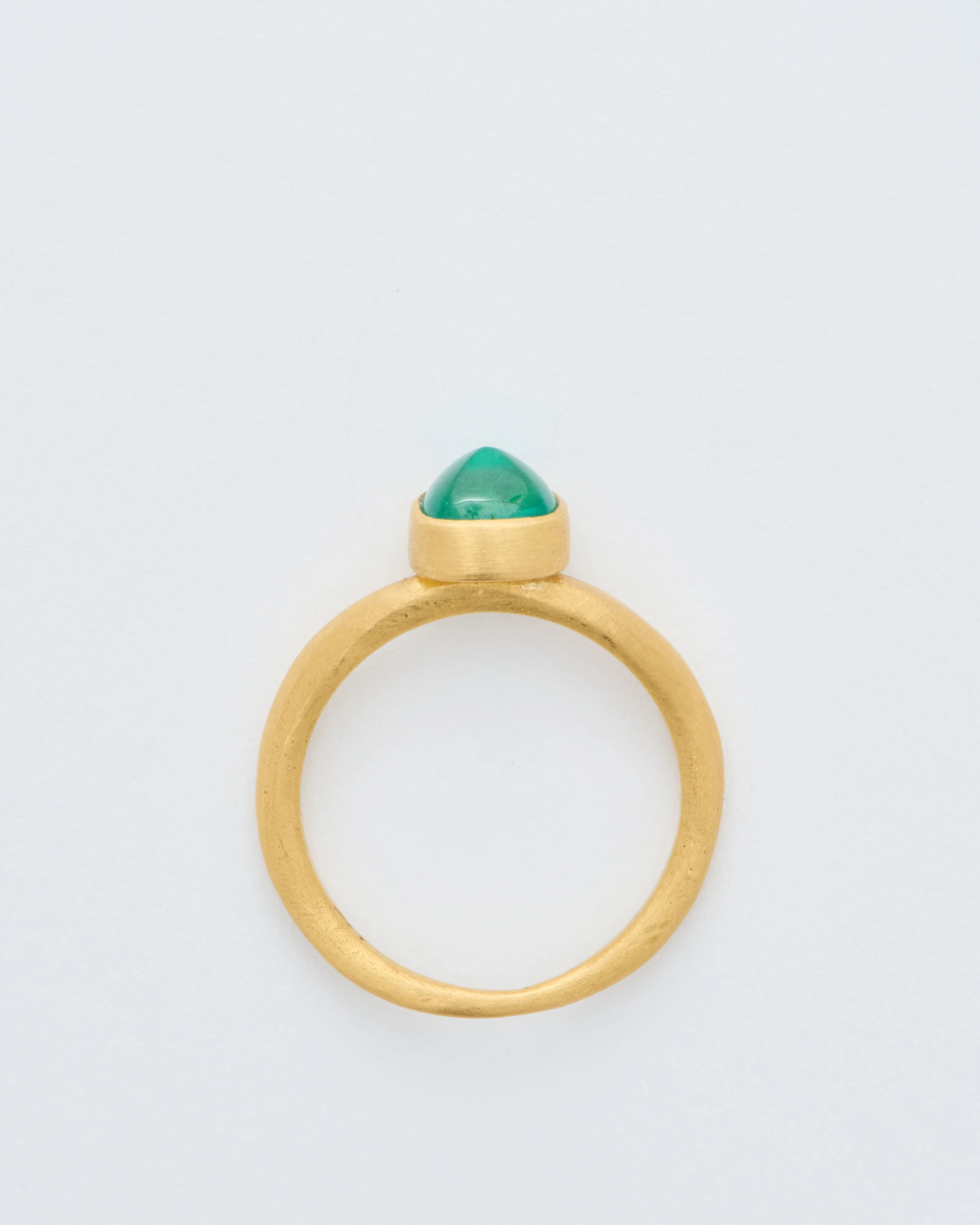 sugarloaf columbian cabochon emerald ring - Image 7