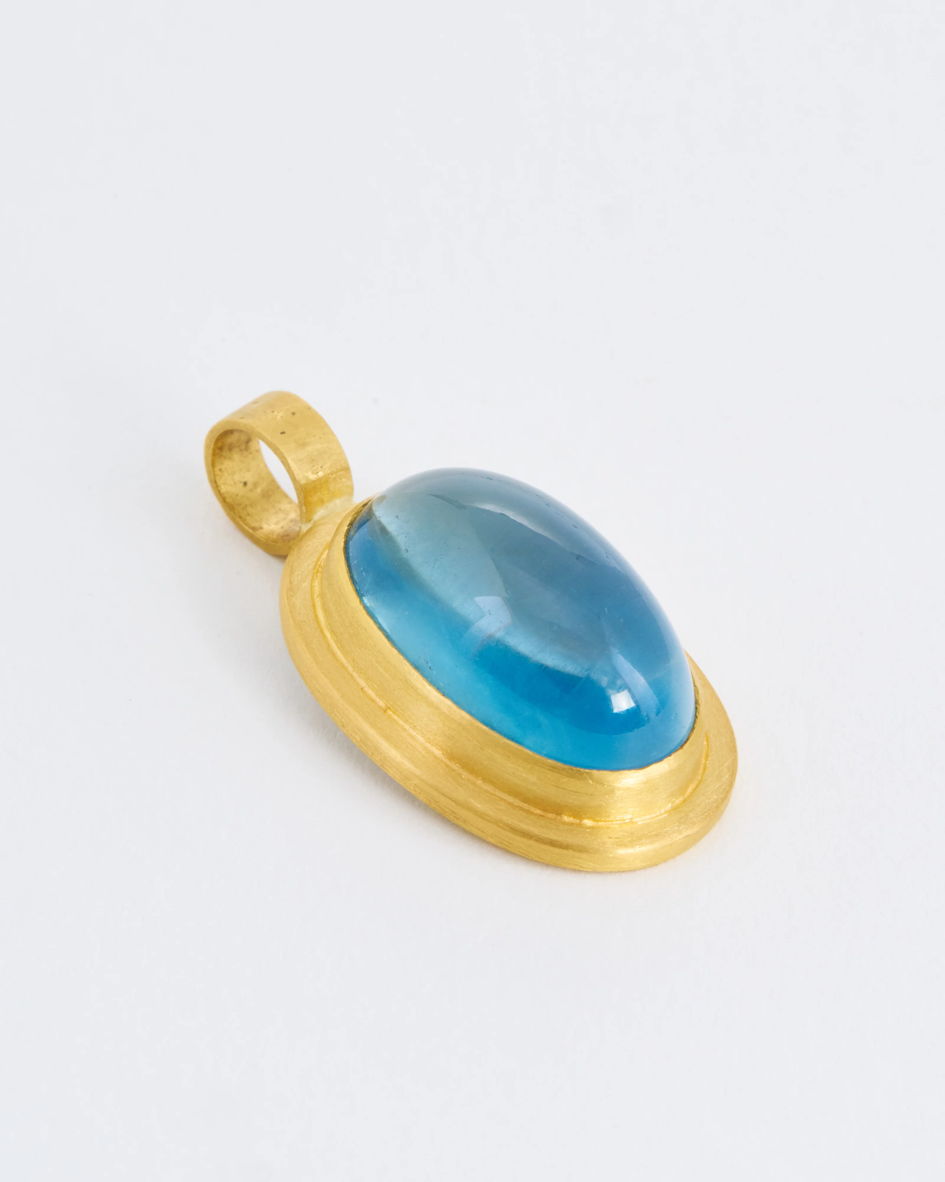 vivid aquamarine cabochon oval pendant - Image 3
