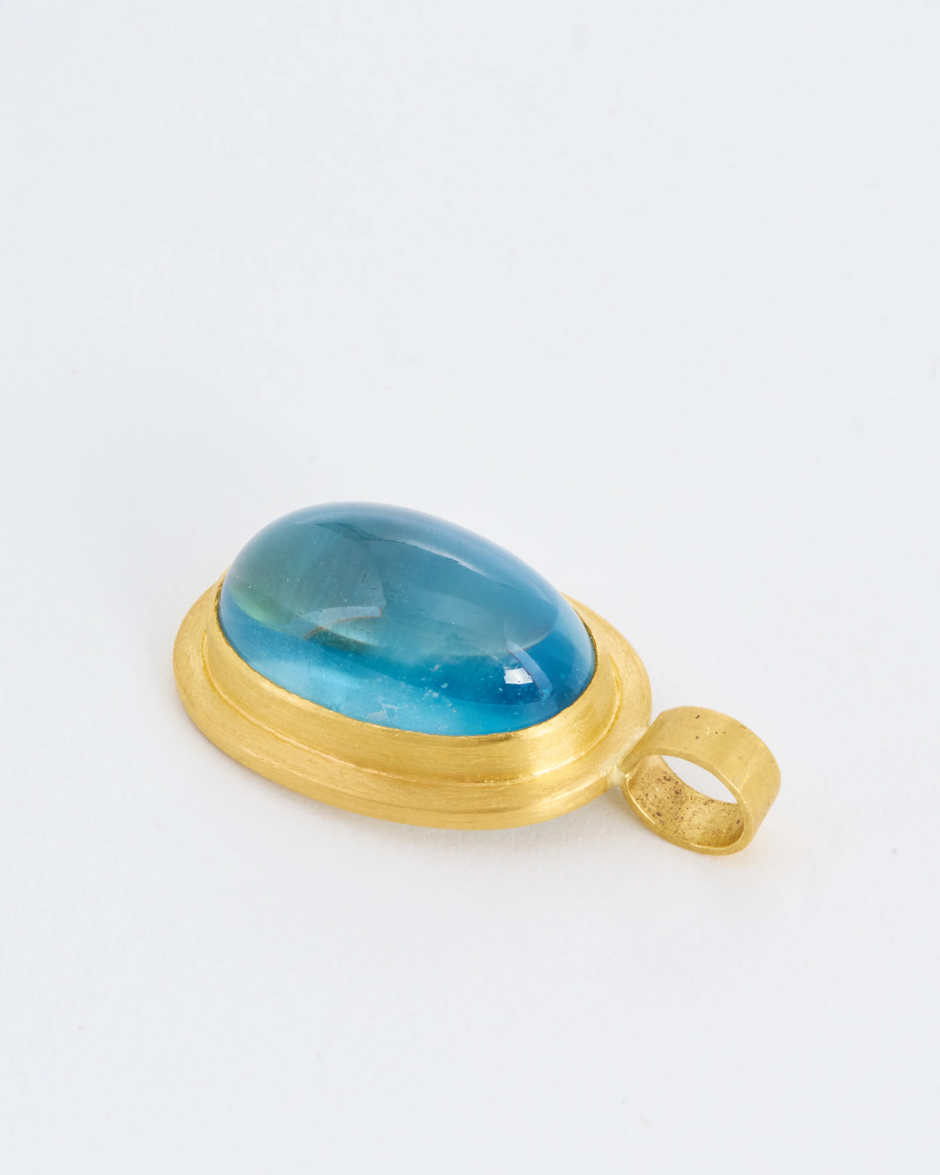 vivid aquamarine cabochon oval pendant - Image 4