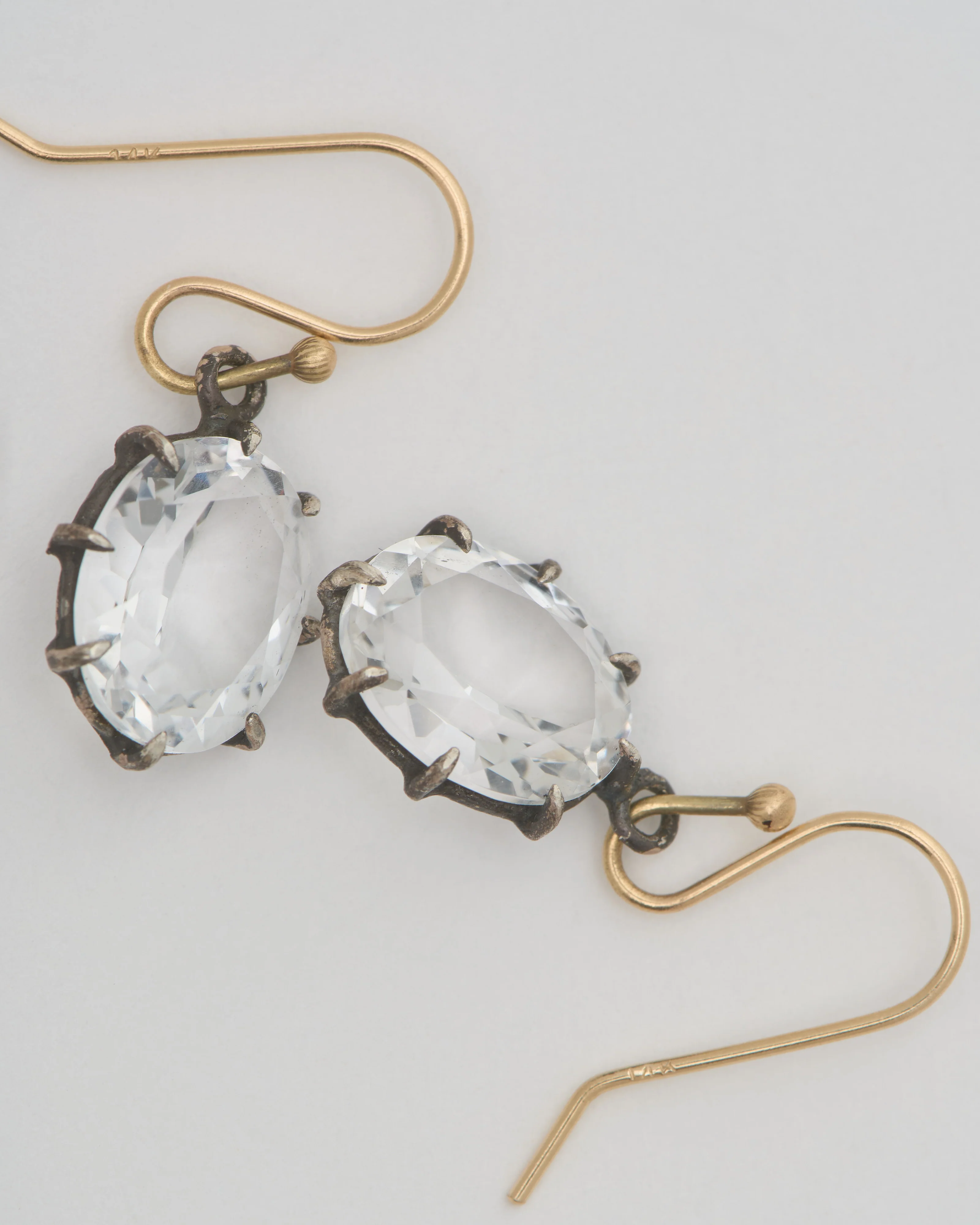 white topaz faceted oval north/south earrings - Image 3