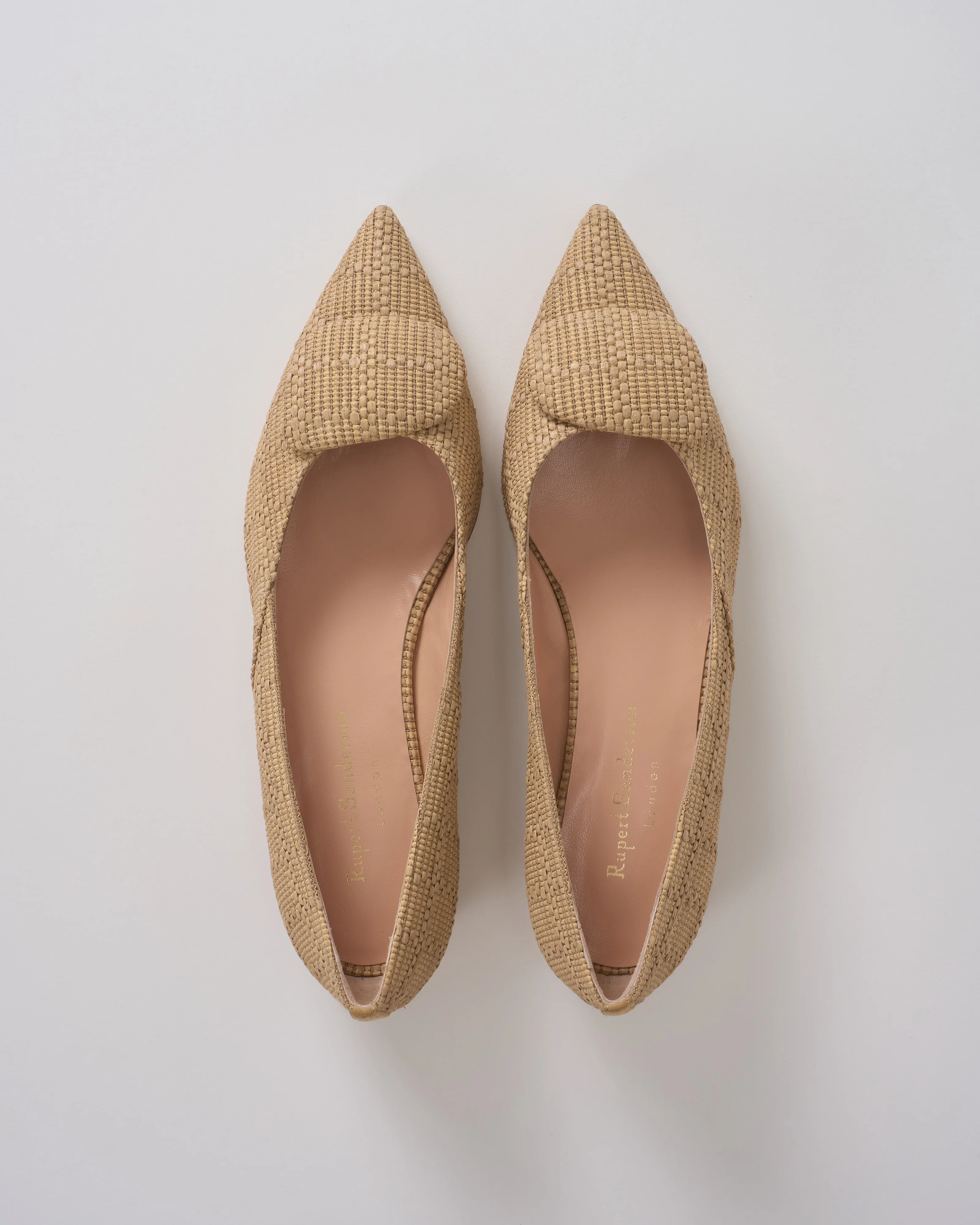 new aga low heel checkered weave - Image 2
