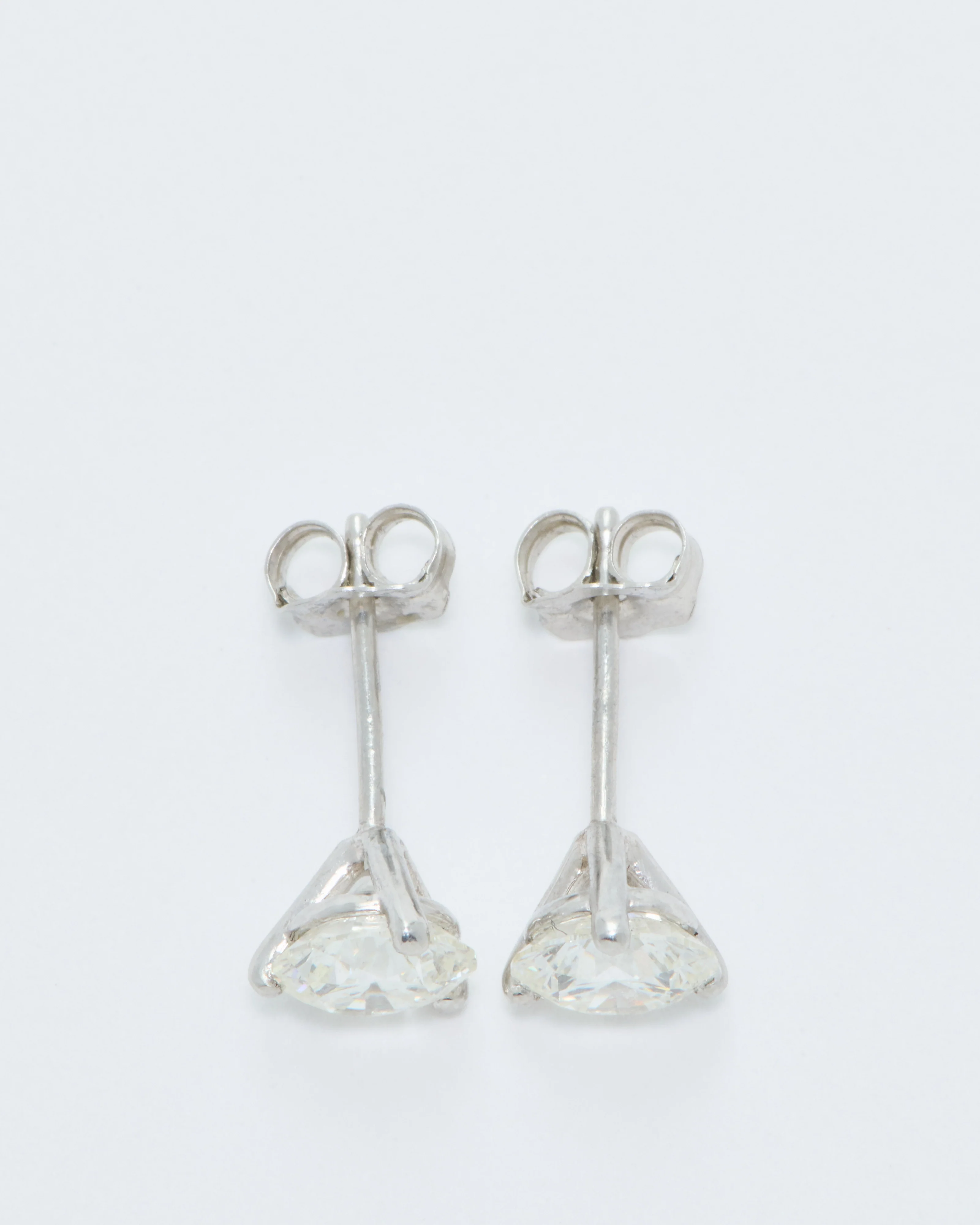 platinum diamond studs - Image 4