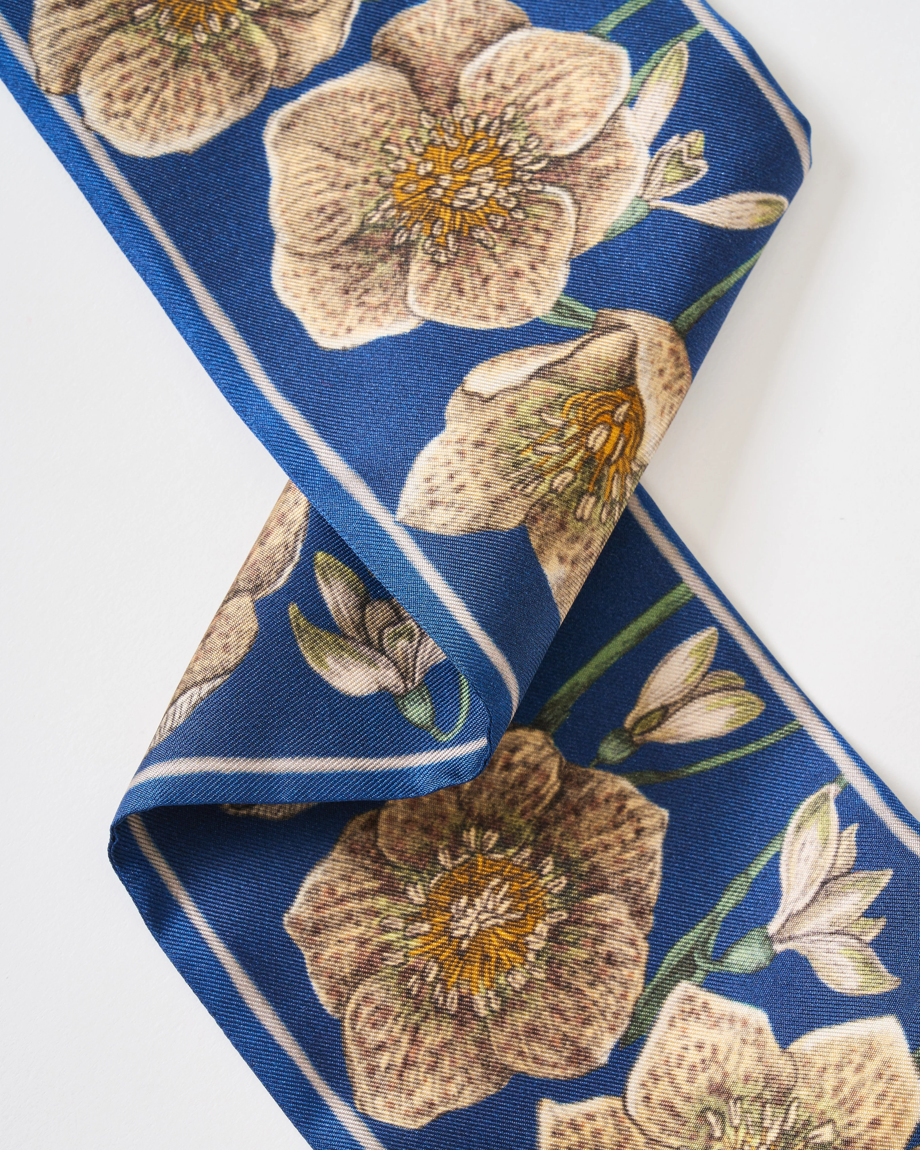 honouring argos large ribbon - Image 3